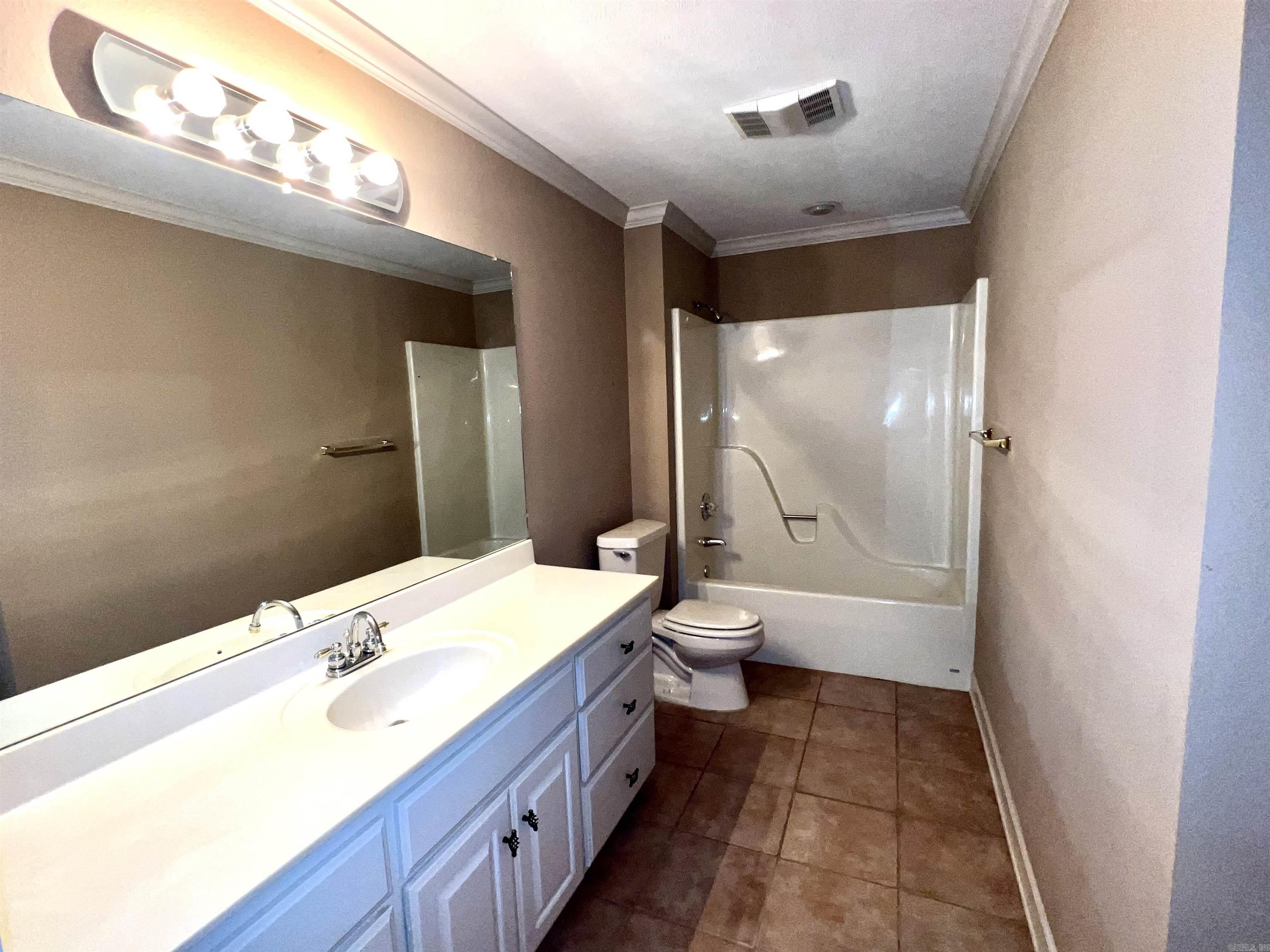 CLUB WEST ESTATES - Residential