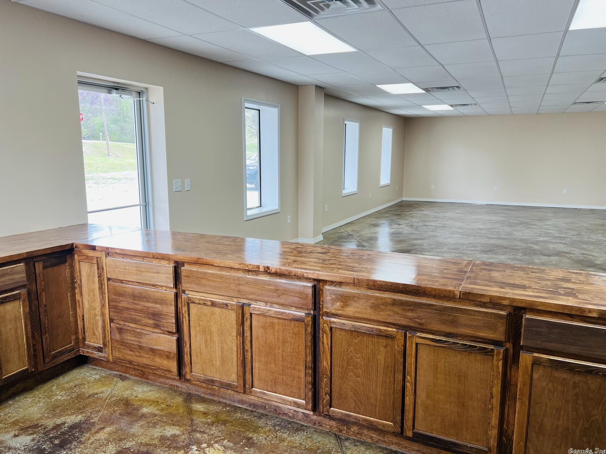 Metes & Bounds - Commercial Sale