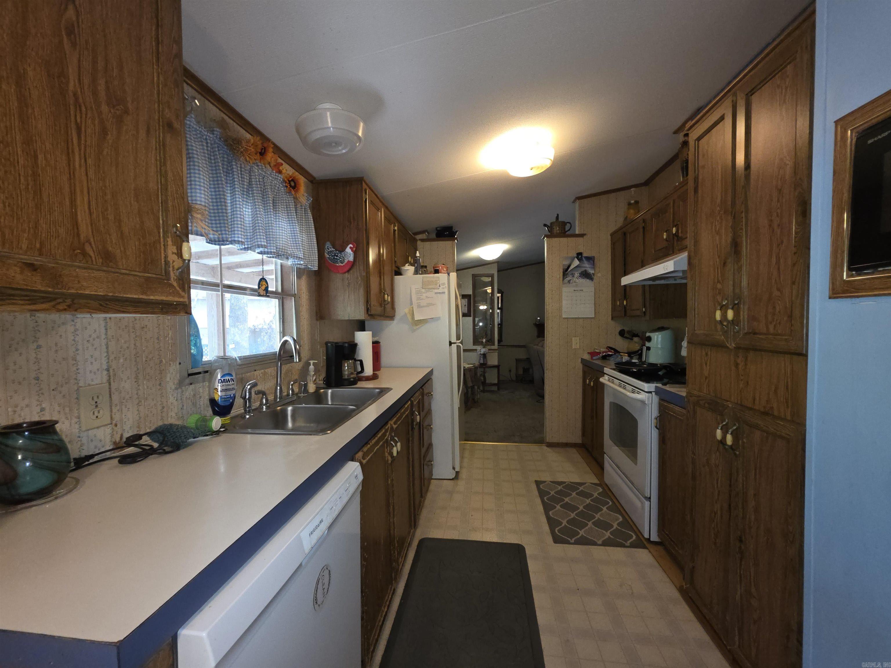 Pine Glen Acres - Residential