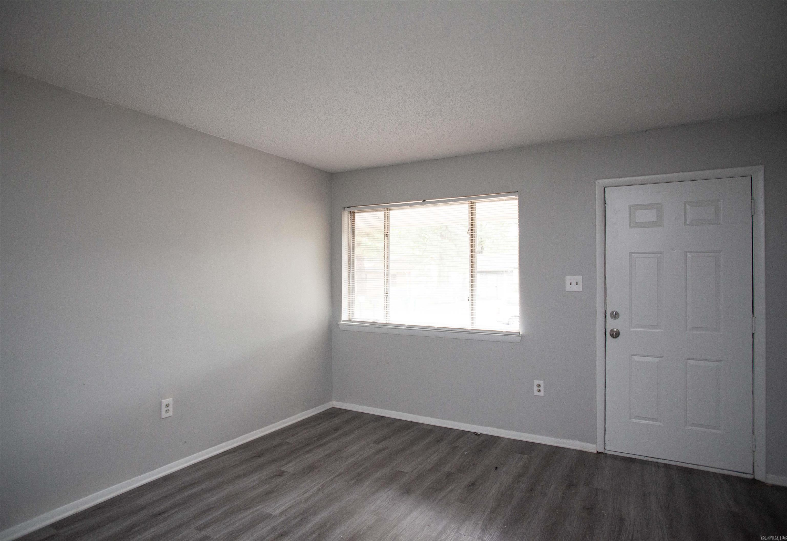 Twin Oaks - Residential