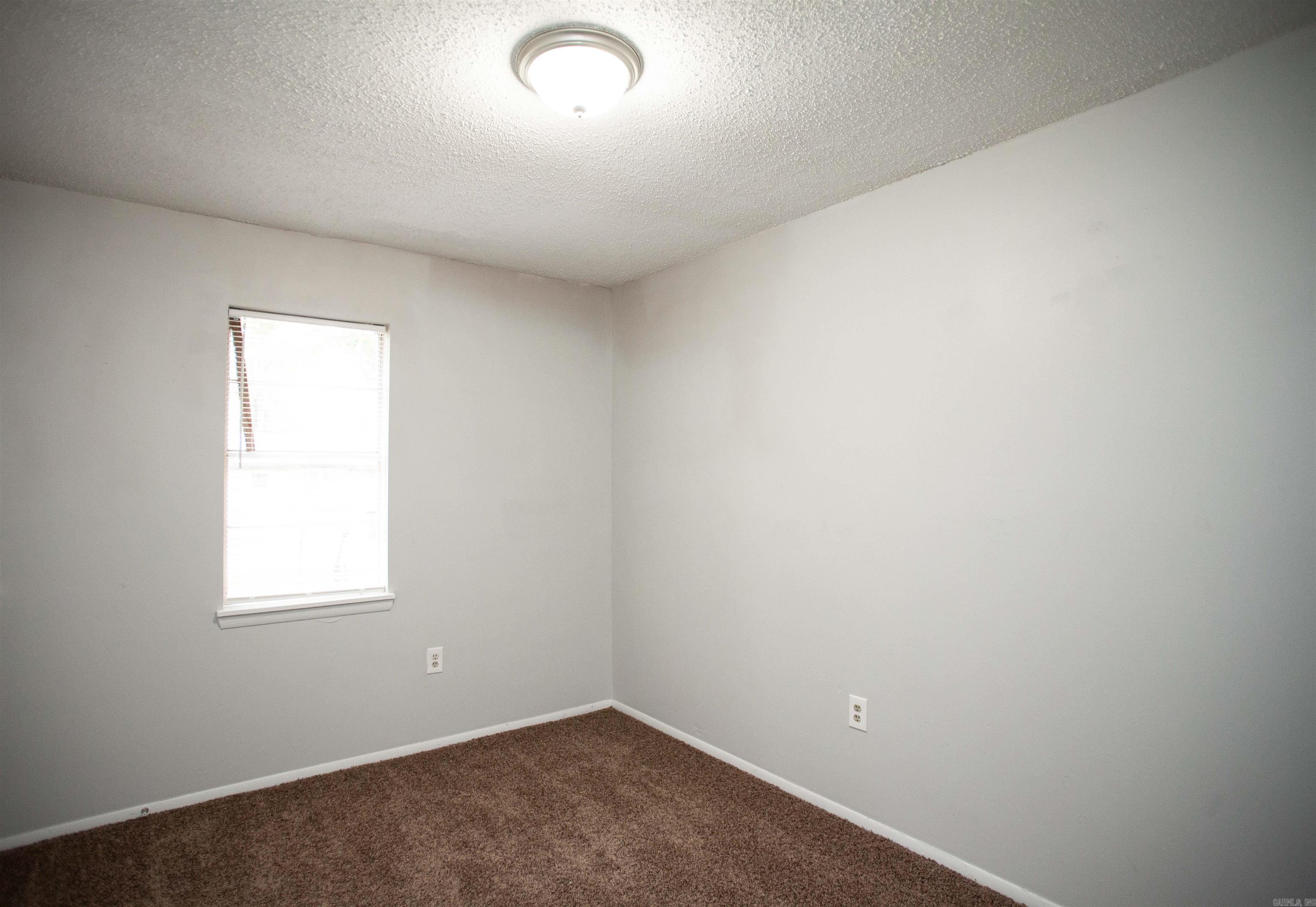 Twin Oaks - Residential