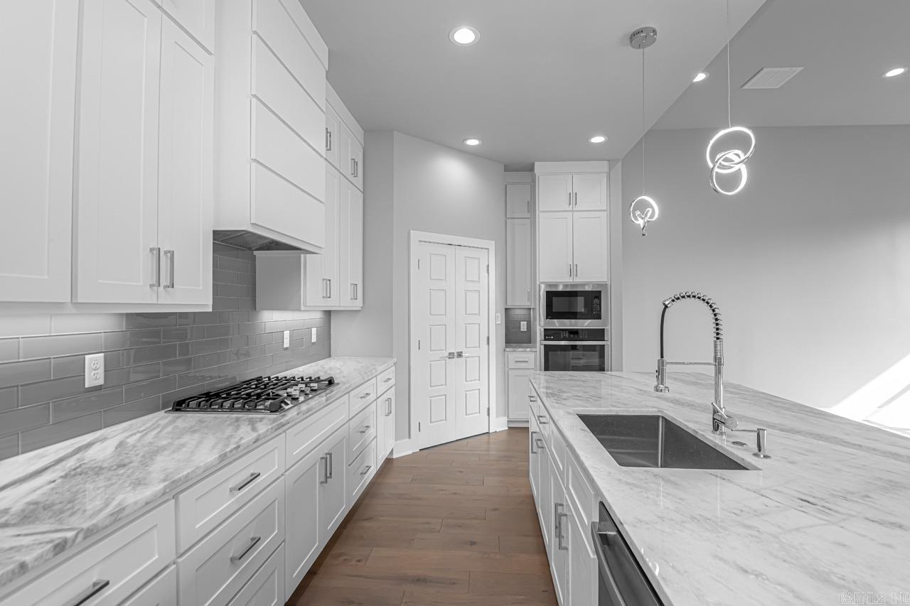 Kanis Ridge Estates - Residential