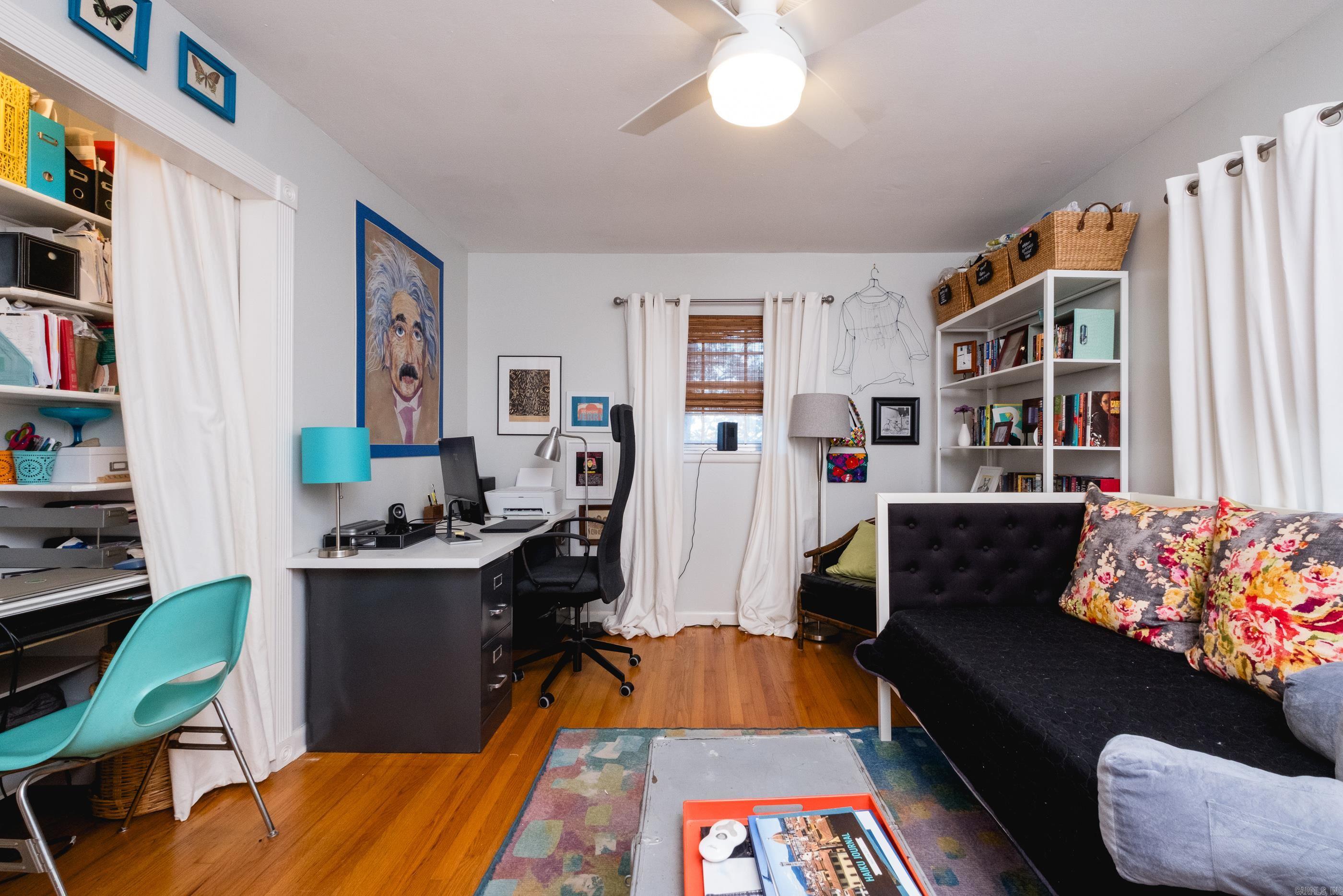 PLAZA HEIGHTS - Residential