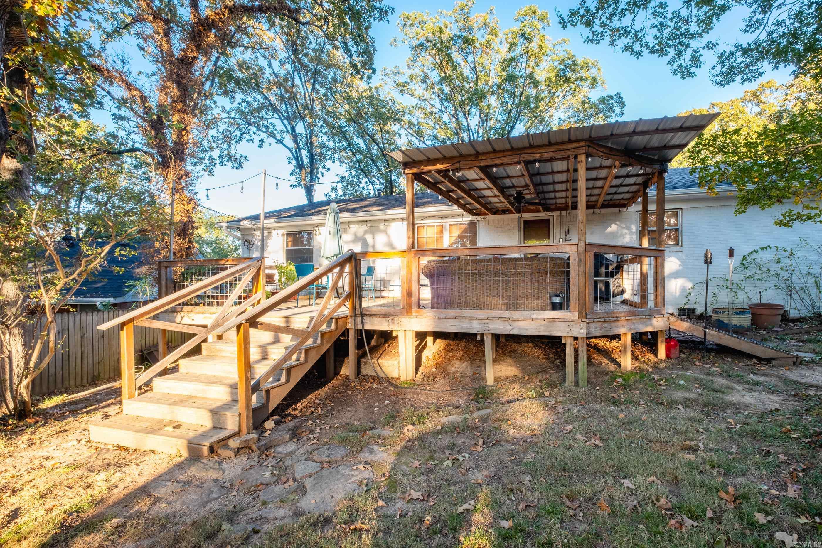 PLAZA HEIGHTS - Residential