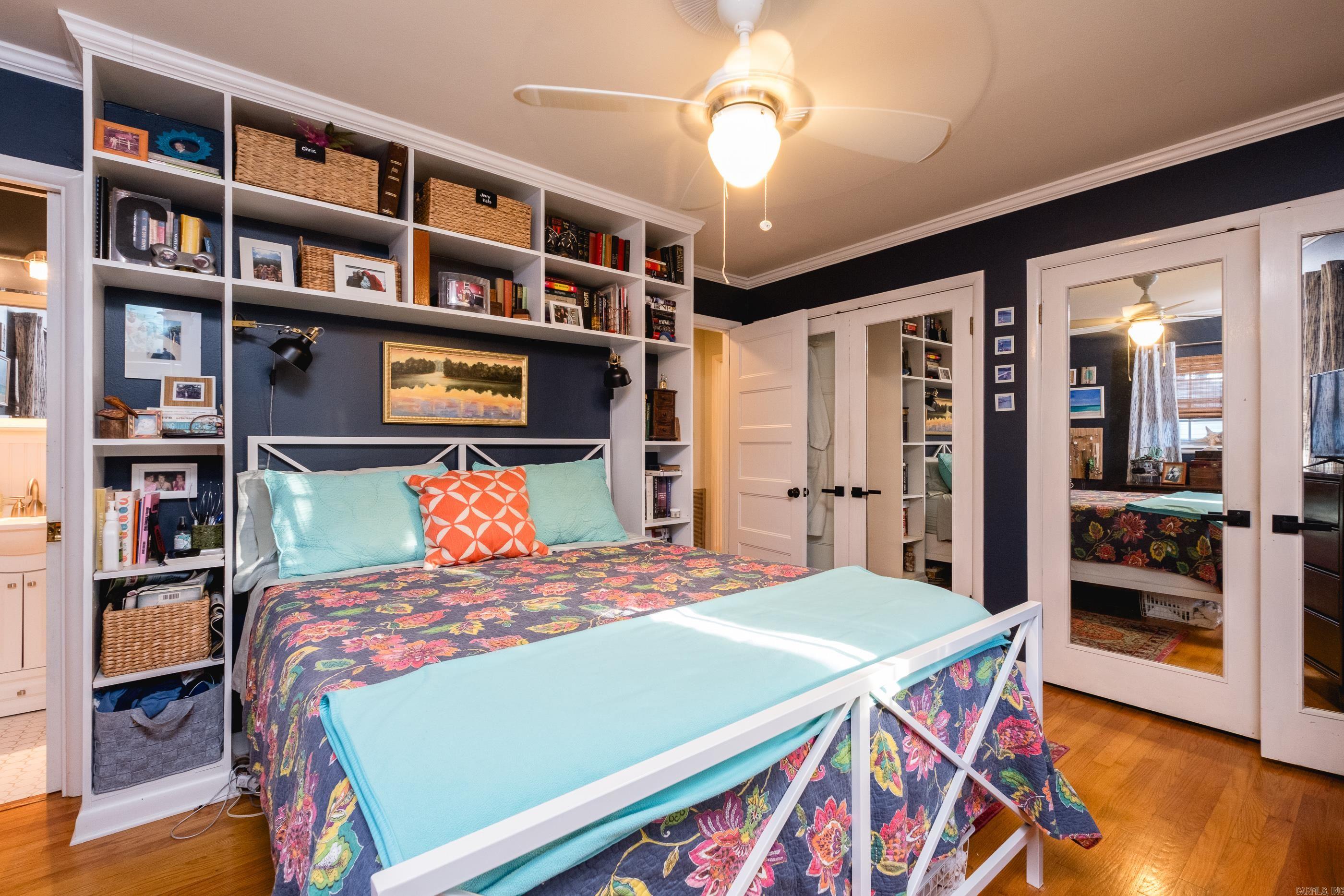 PLAZA HEIGHTS - Residential