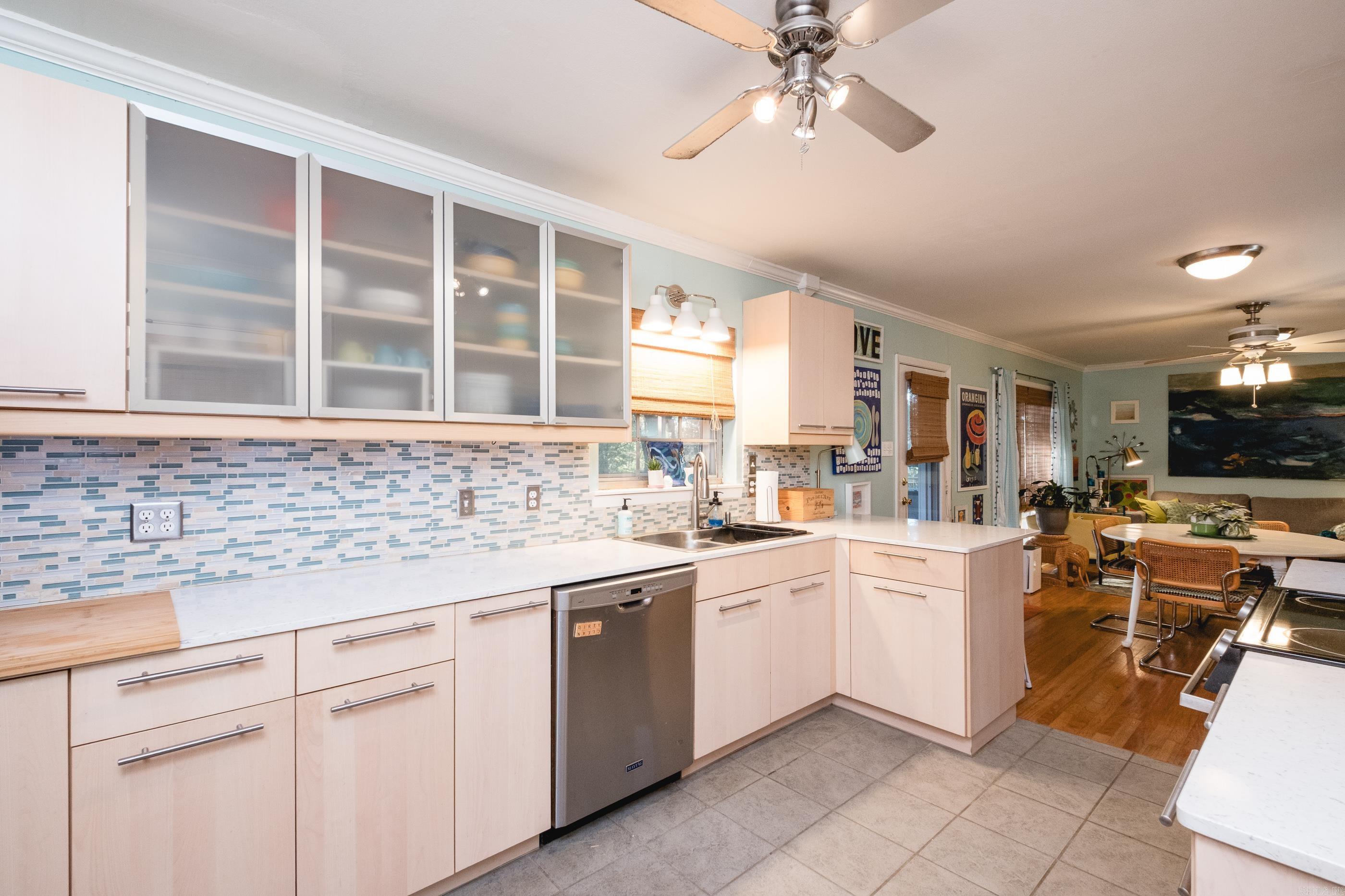 PLAZA HEIGHTS - Residential