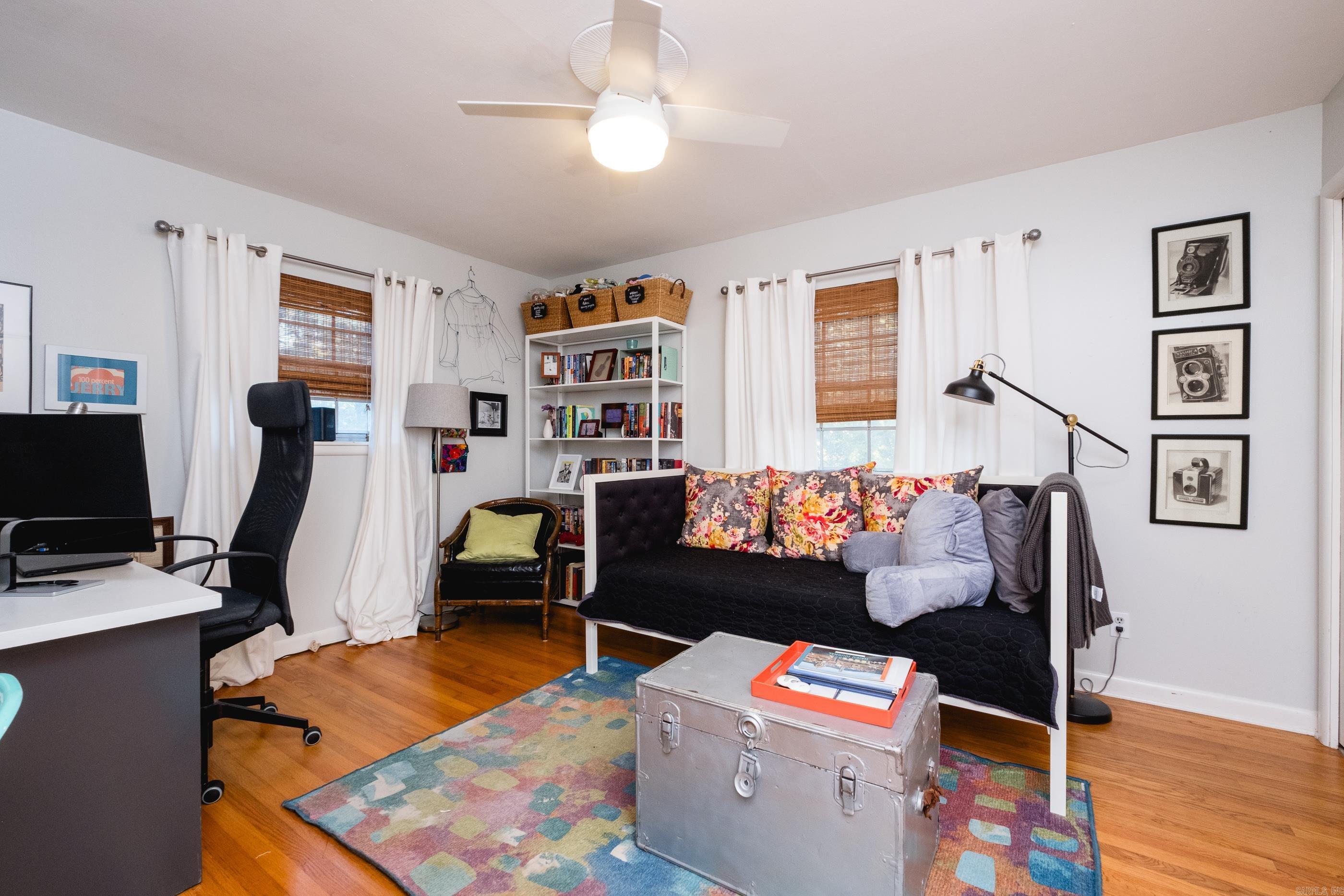 PLAZA HEIGHTS - Residential