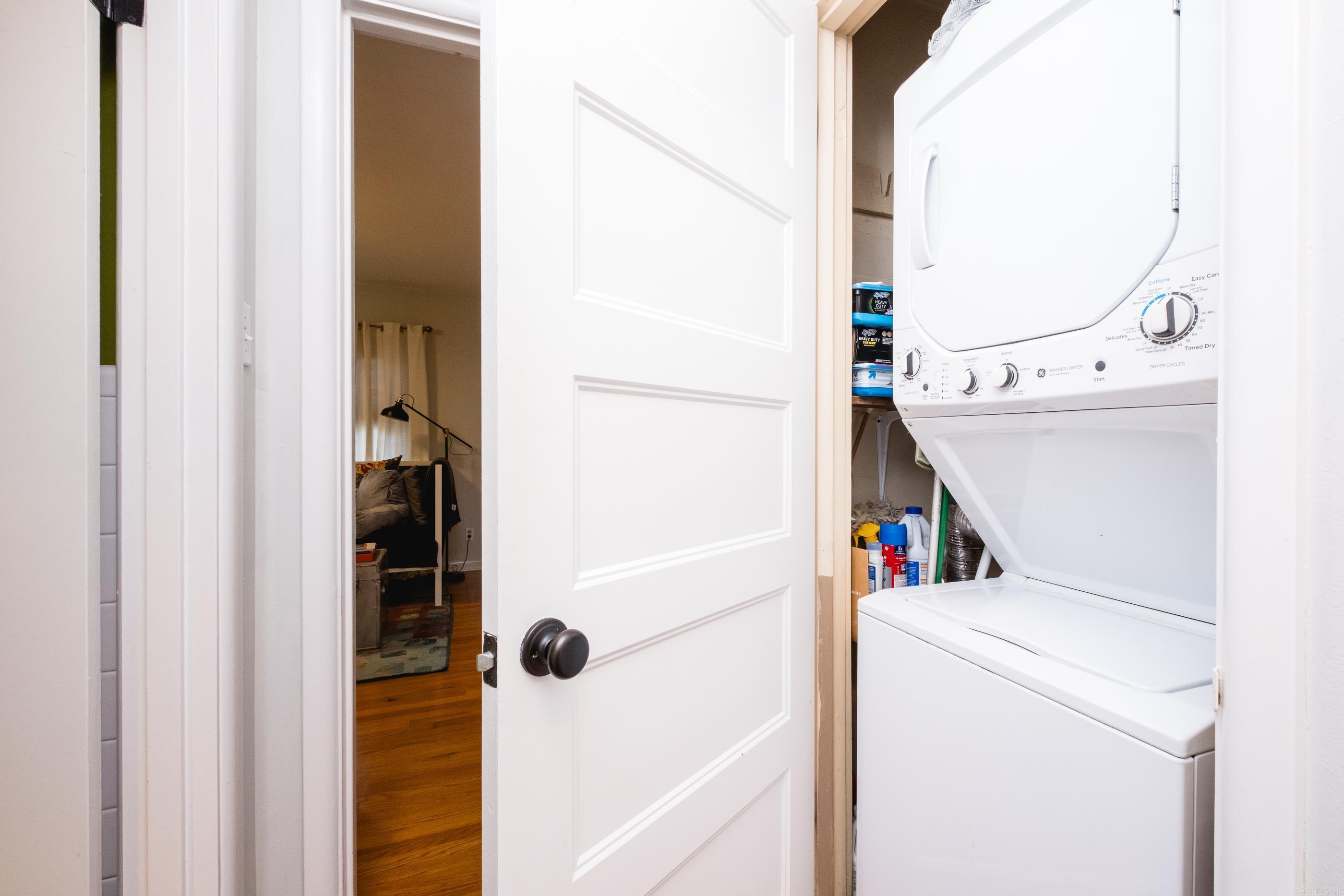 PLAZA HEIGHTS - Residential