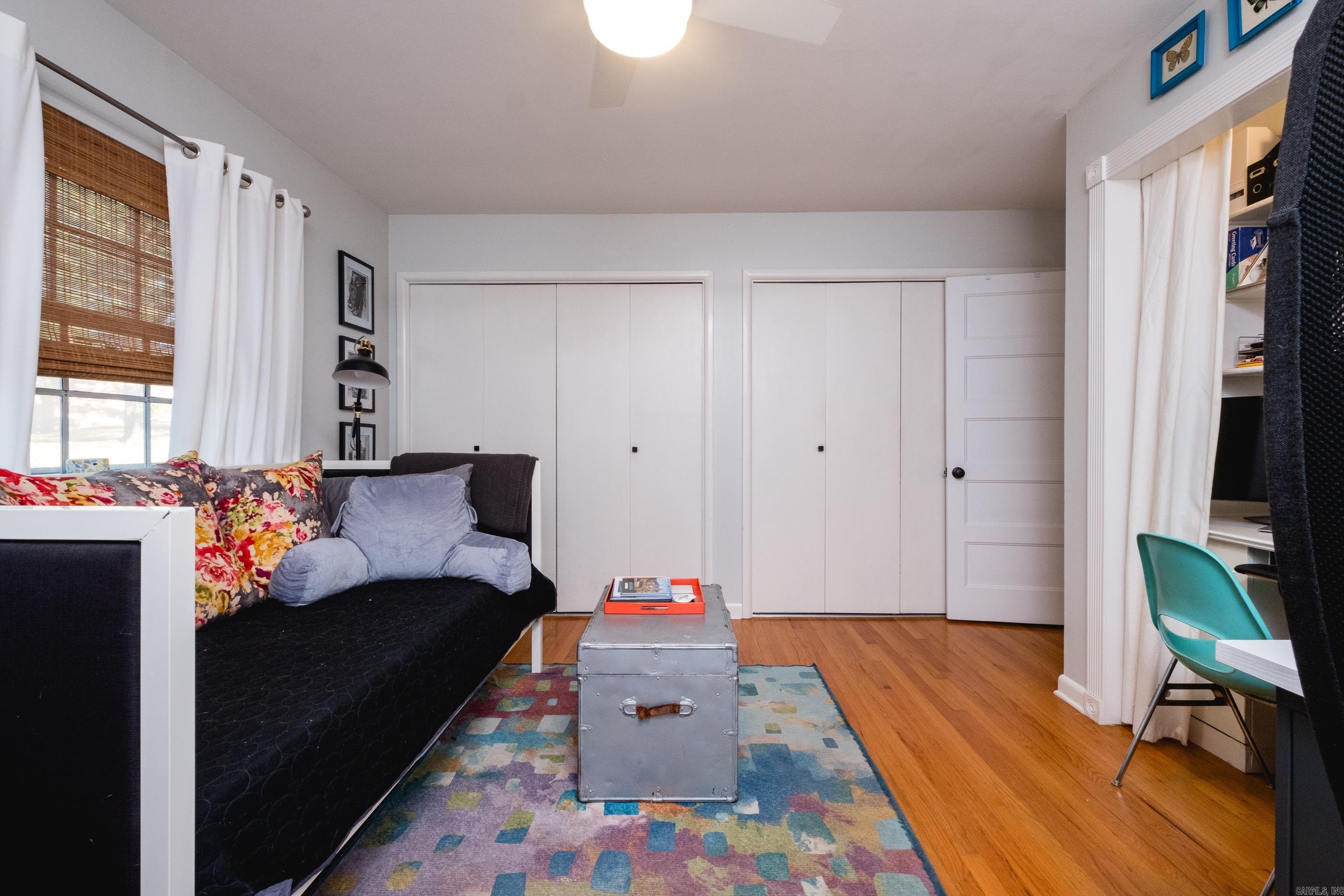 PLAZA HEIGHTS - Residential