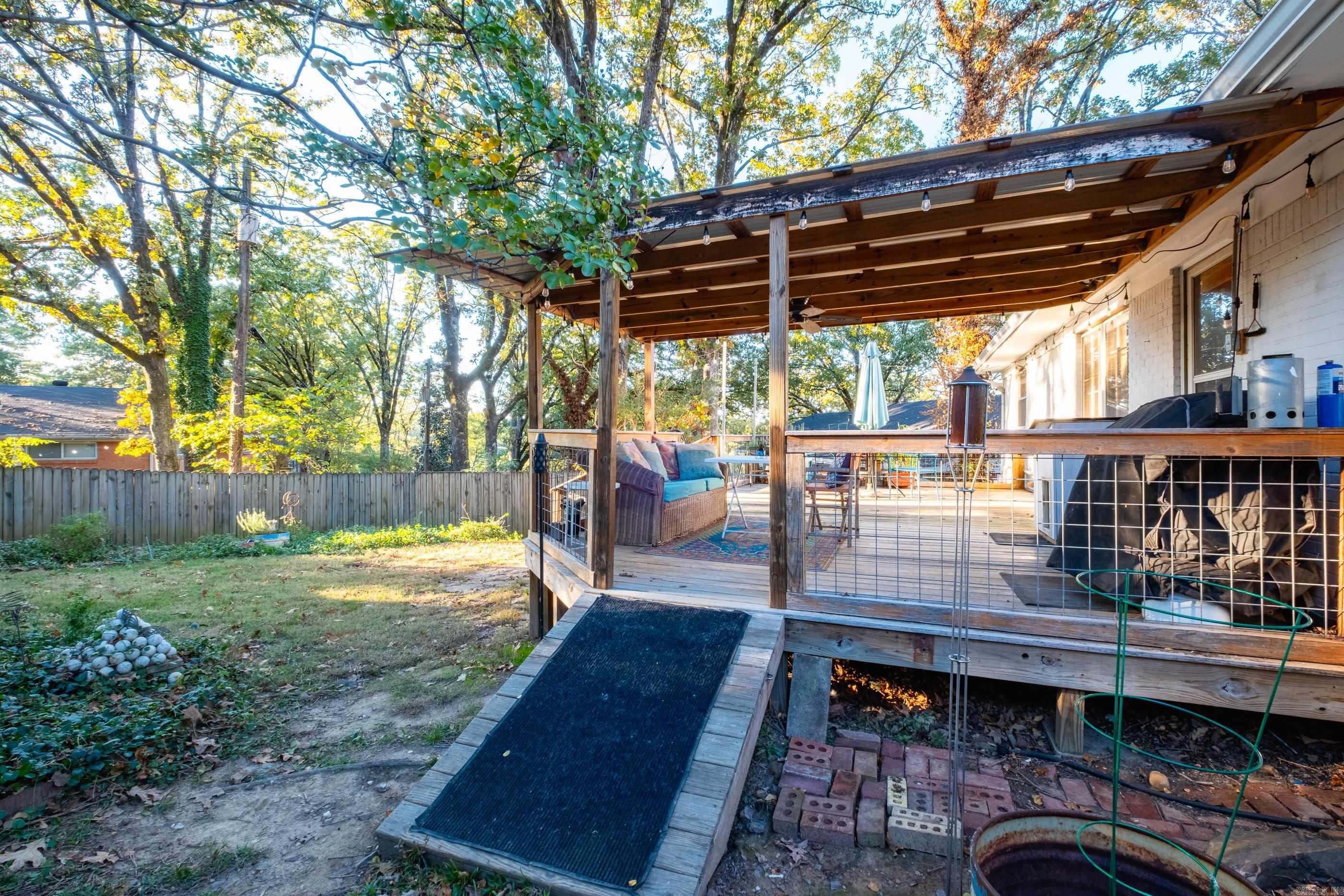 PLAZA HEIGHTS - Residential