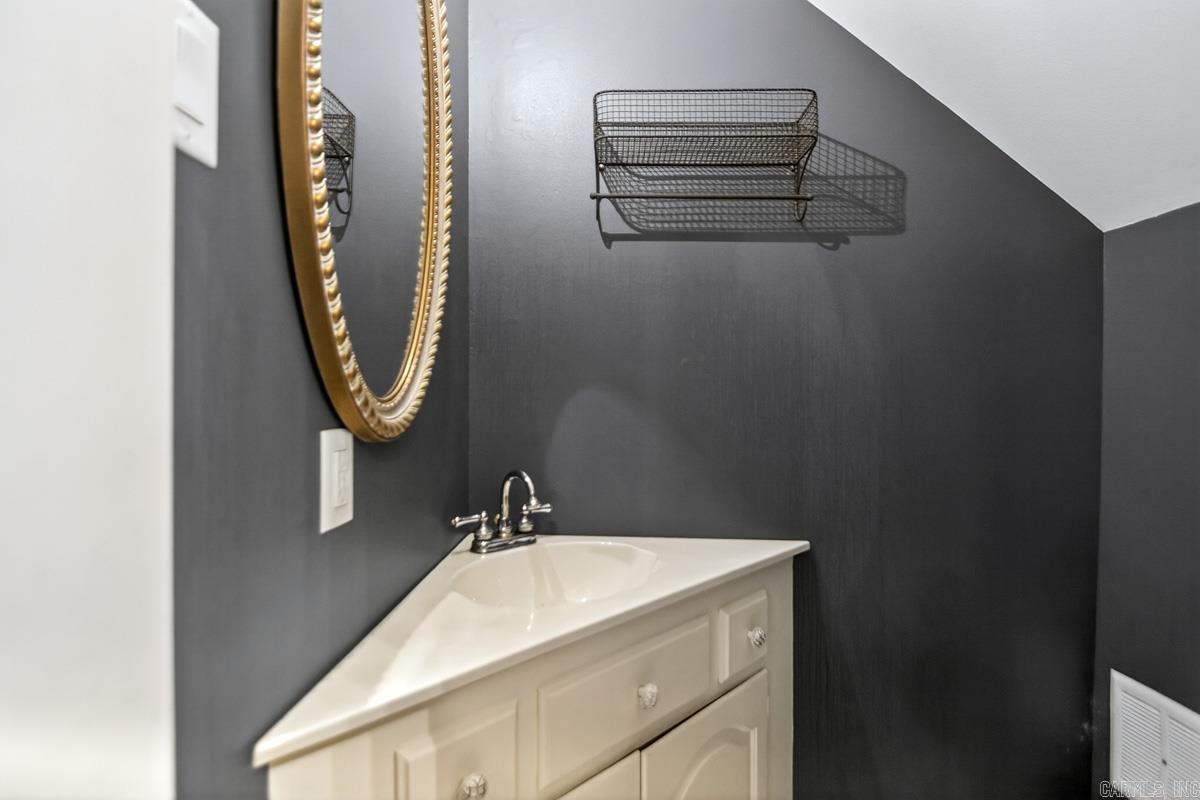 PLEASANT VALLEY - Residential