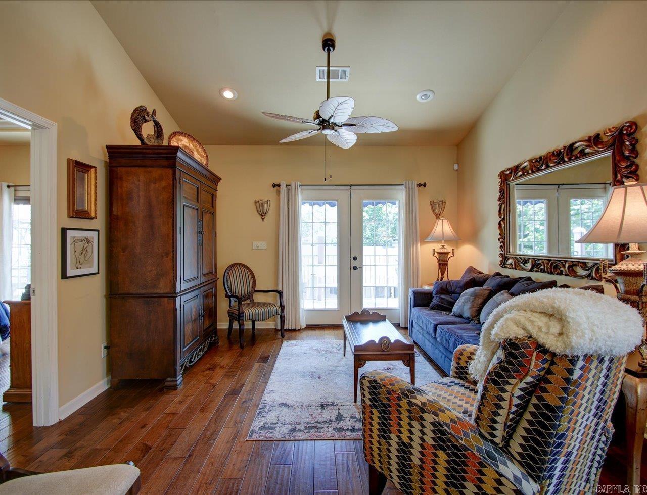 MOONLIGHT COVE VILLAS HPR - Residential