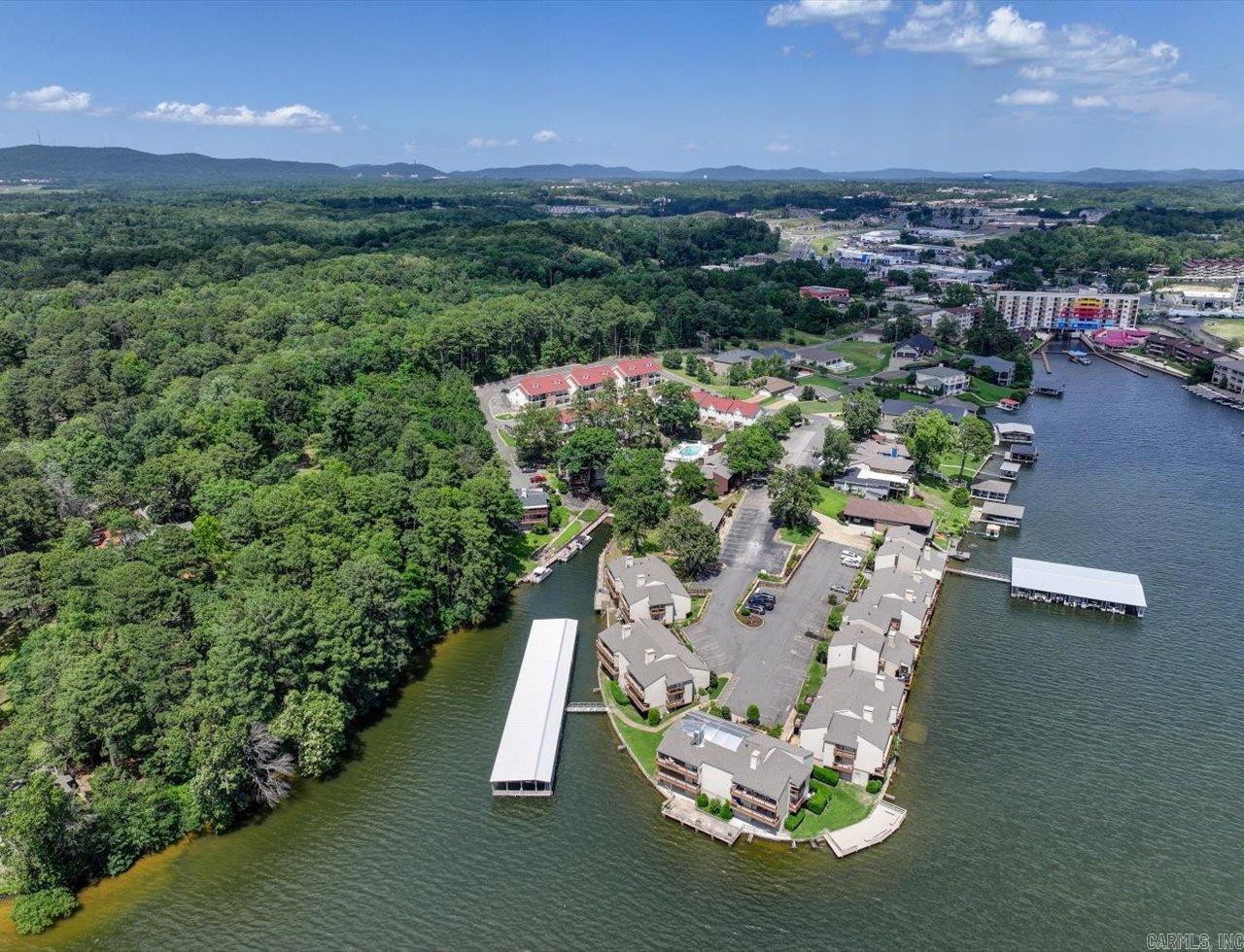 MOONLIGHT COVE VILLAS HPR - Residential
