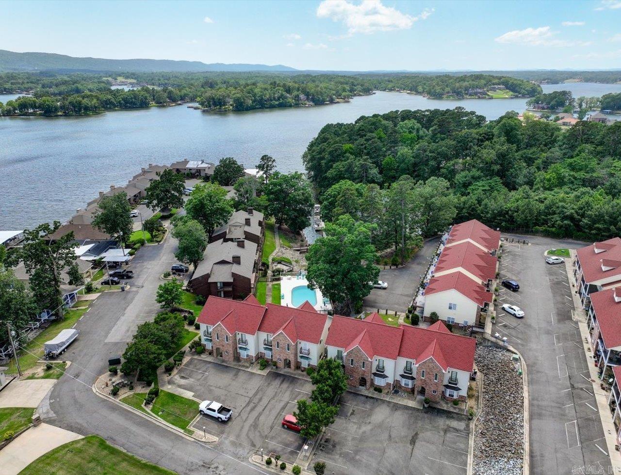 MOONLIGHT COVE VILLAS HPR - Residential