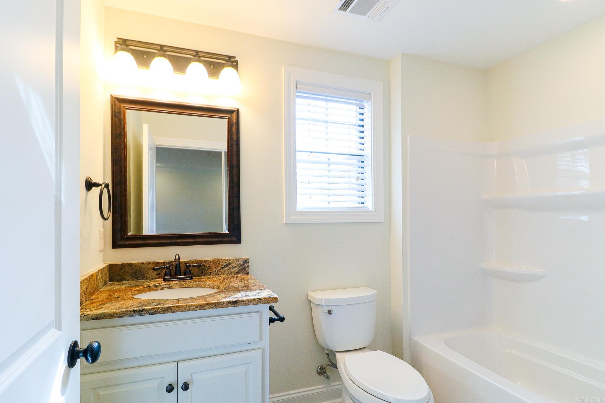 BARRINGTON PARK - Residential