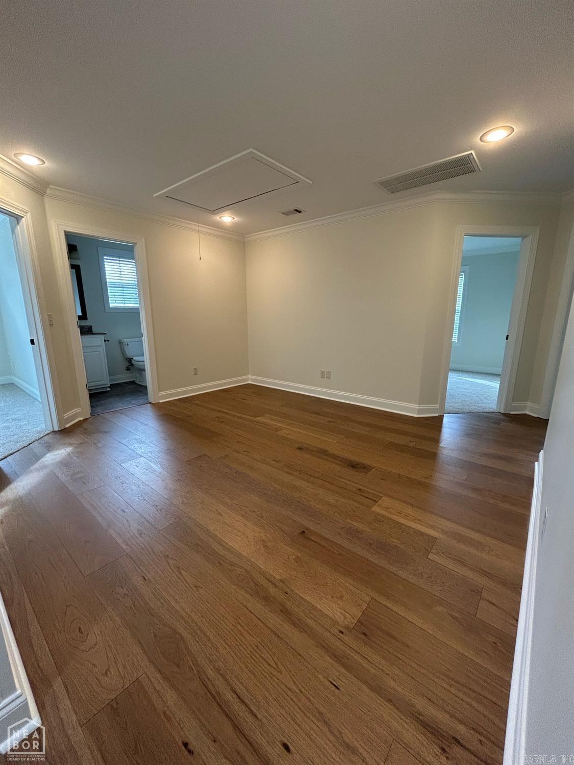 BARRINGTON PARK - Residential