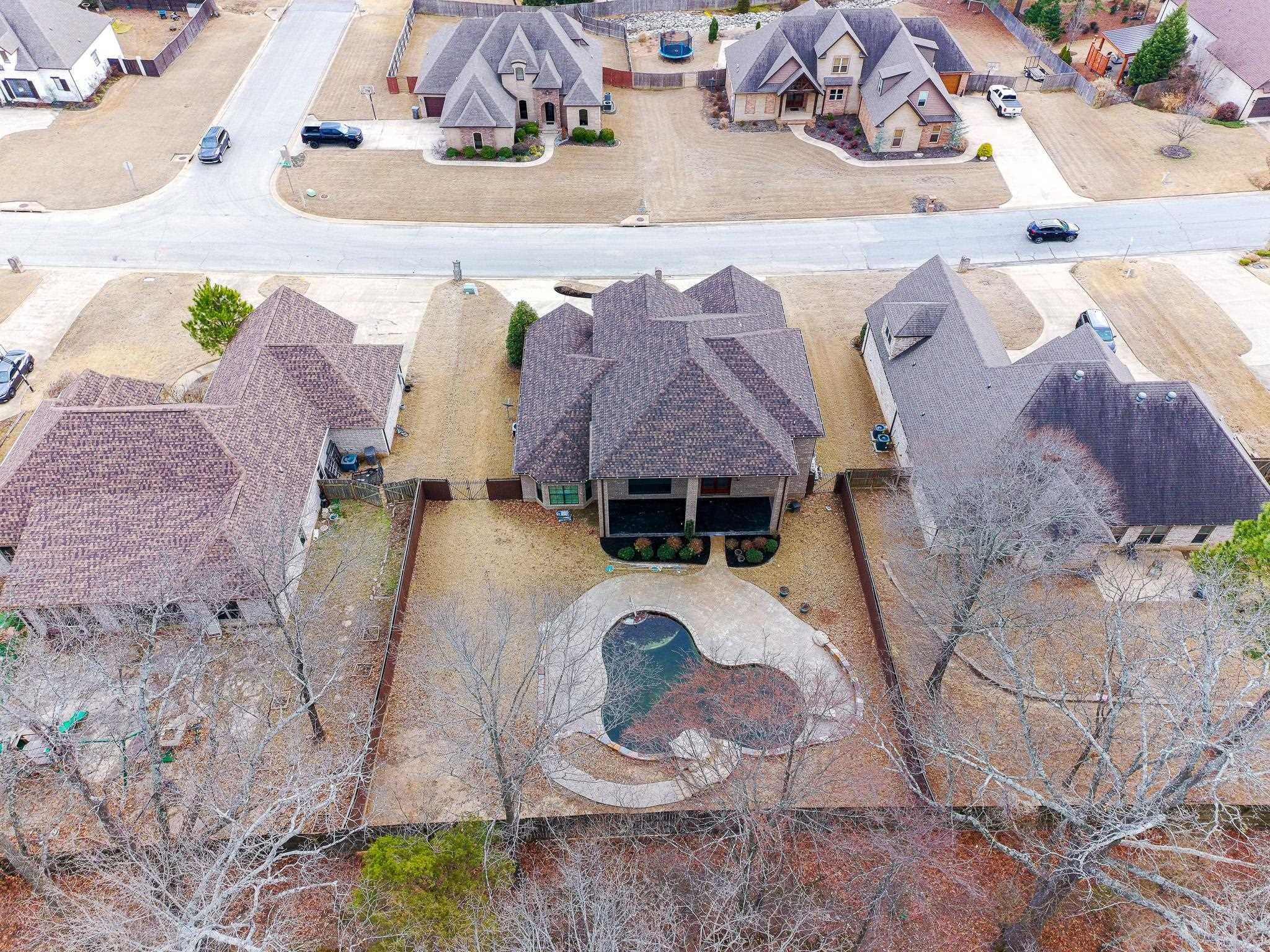 BARRINGTON PARK - Residential