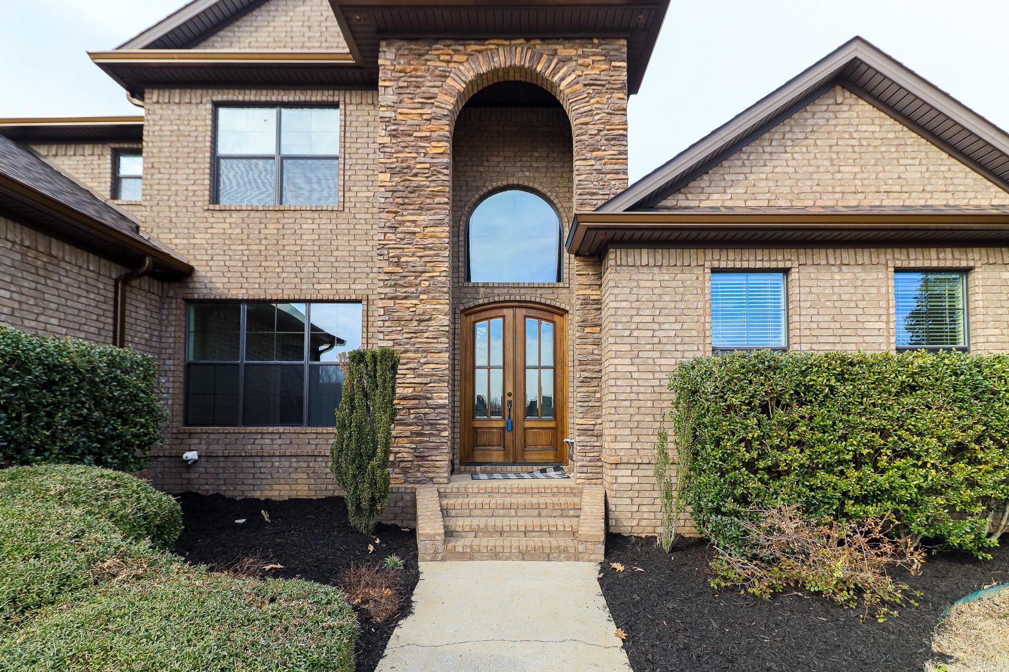 BARRINGTON PARK - Residential