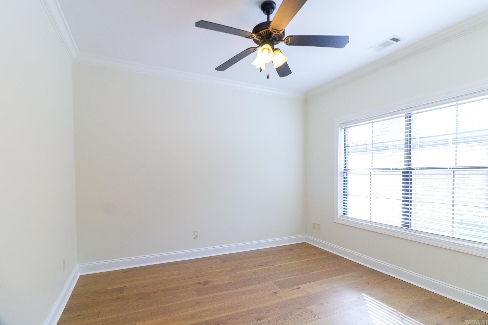 BARRINGTON PARK - Residential