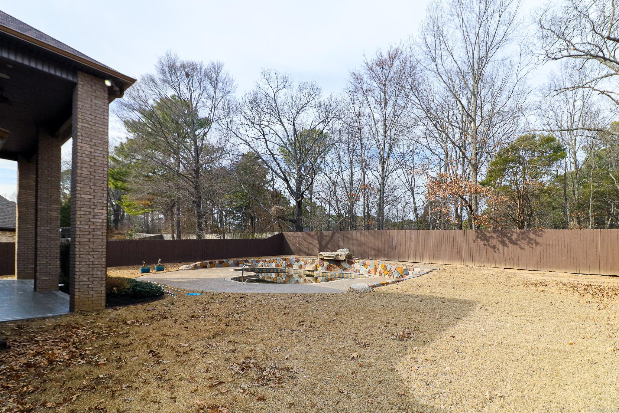 BARRINGTON PARK - Residential