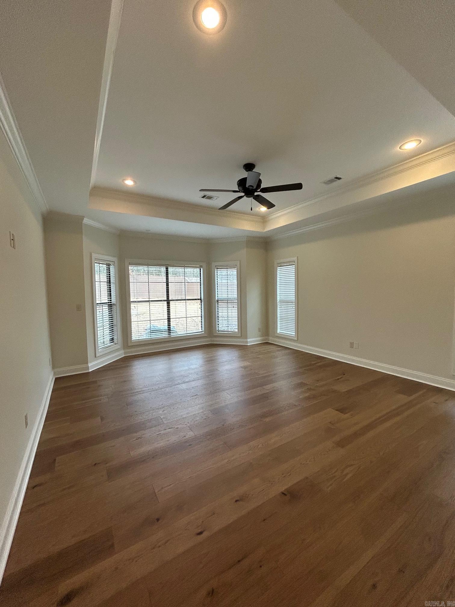 BARRINGTON PARK - Residential