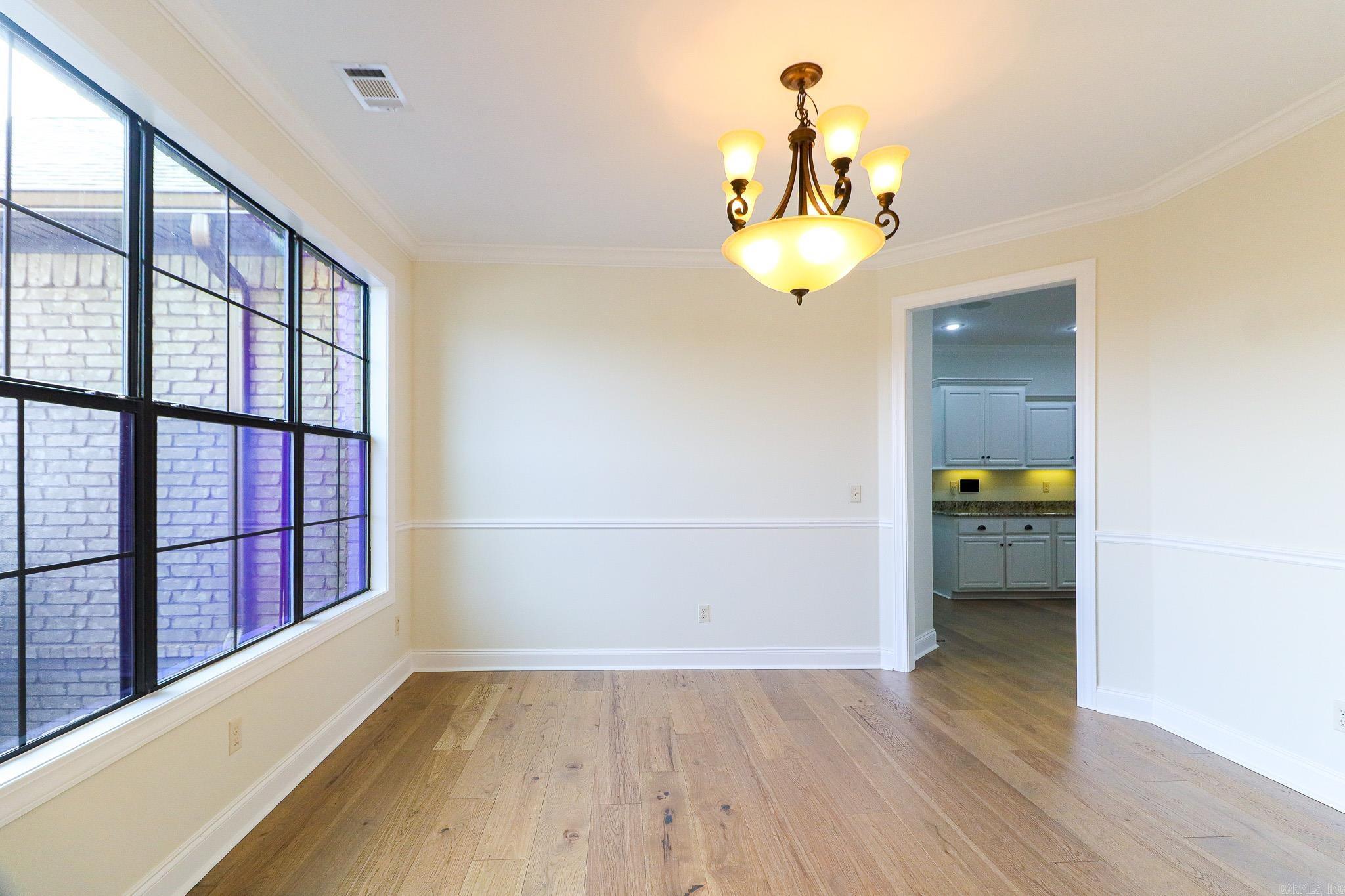 BARRINGTON PARK - Residential