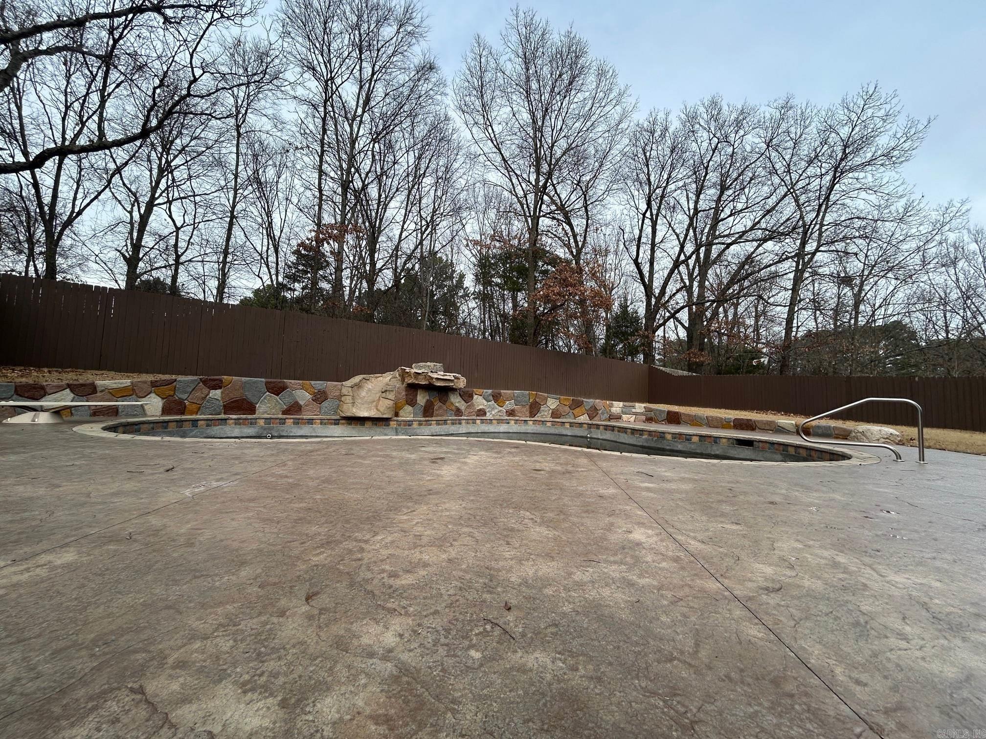 BARRINGTON PARK - Residential