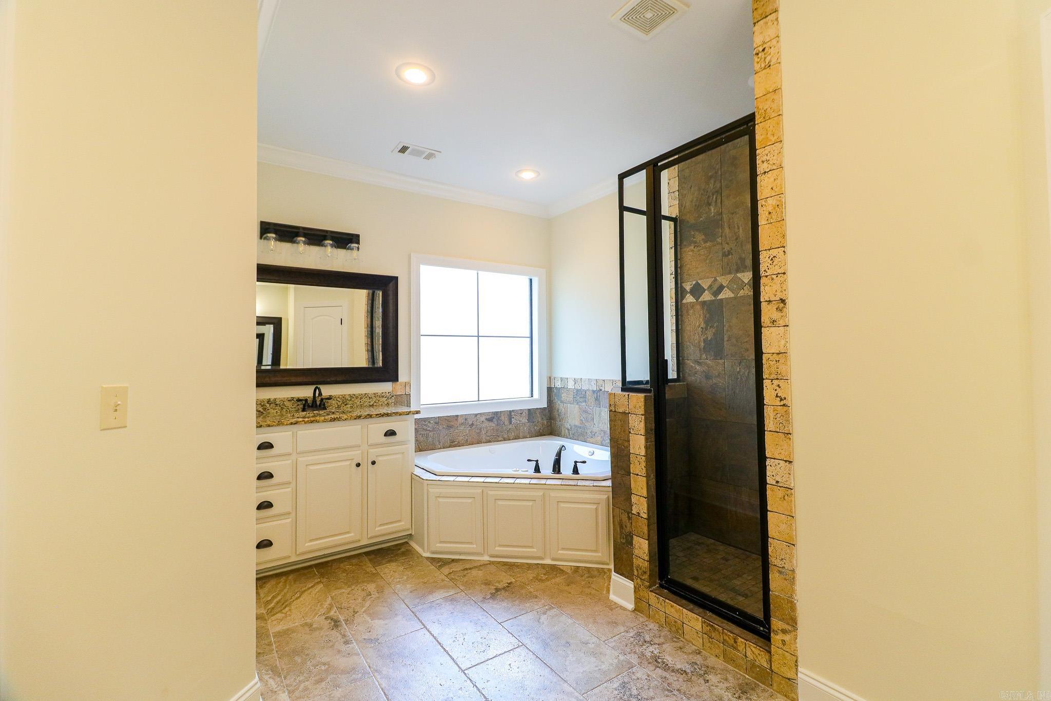 BARRINGTON PARK - Residential