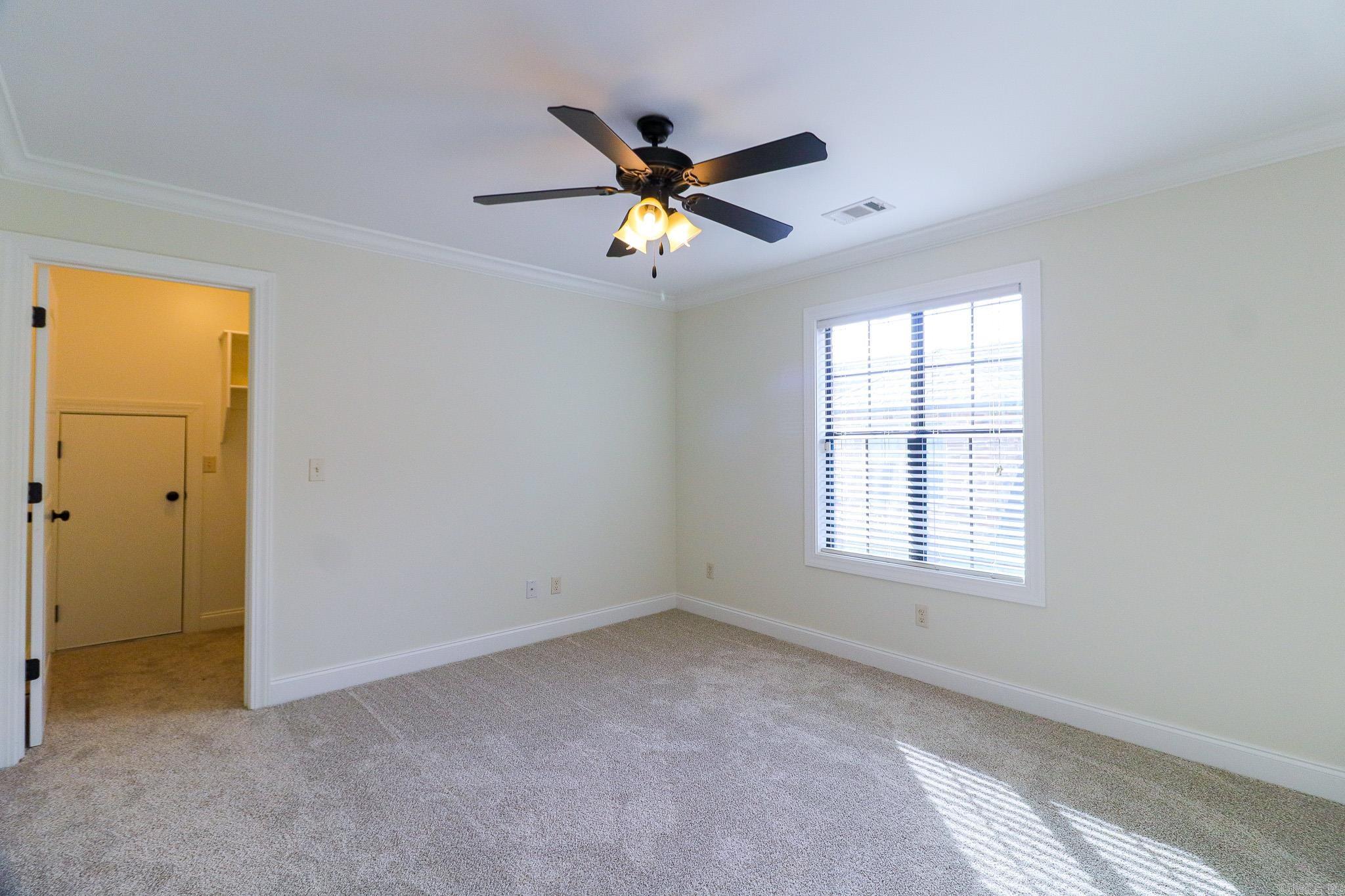 BARRINGTON PARK - Residential