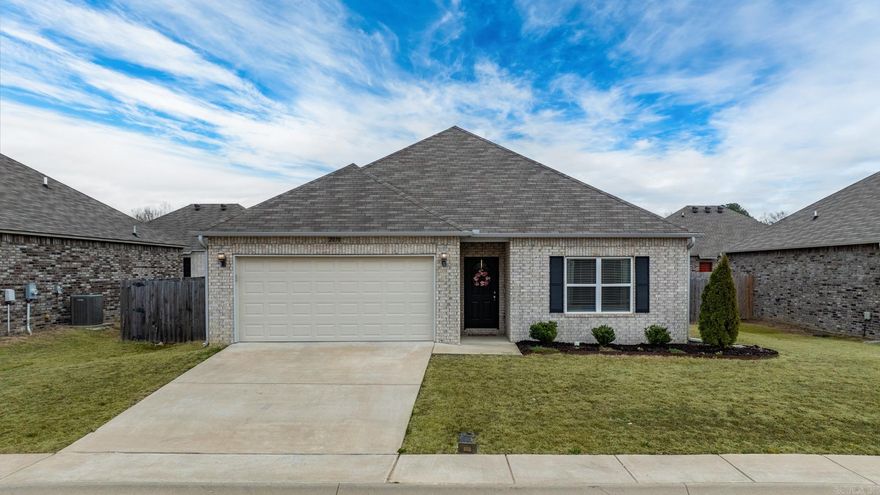 This immaculate 3-bedroom, 2-bathroom home with approximately 1,420 sq. ft. of  living space. The kitchen features granite countertops, and the bedrooms have walk-in closets for extra storage. Enjoy mornings on the covered back porch or the convenience of a garage. Plus, you’re just minutes from shopping, restaurants, and hospitals. This home is in great condition and ready for you to make it your own!