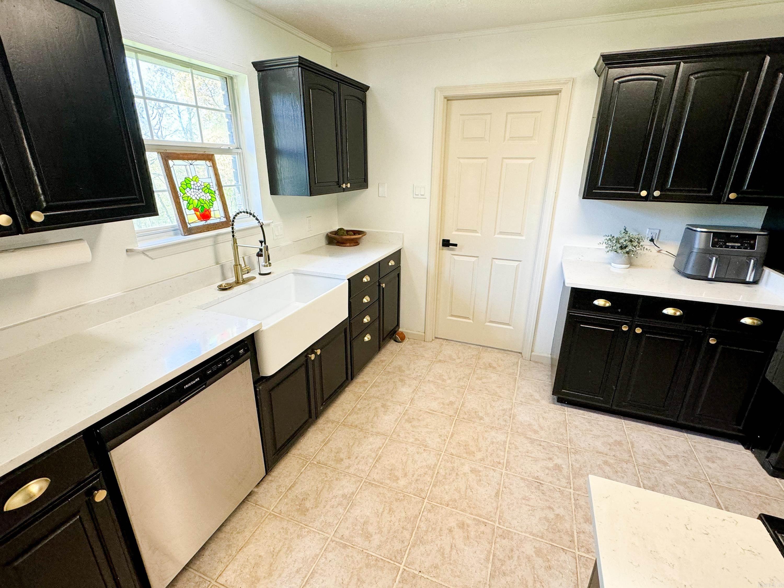 MILL CREEK EST - Residential