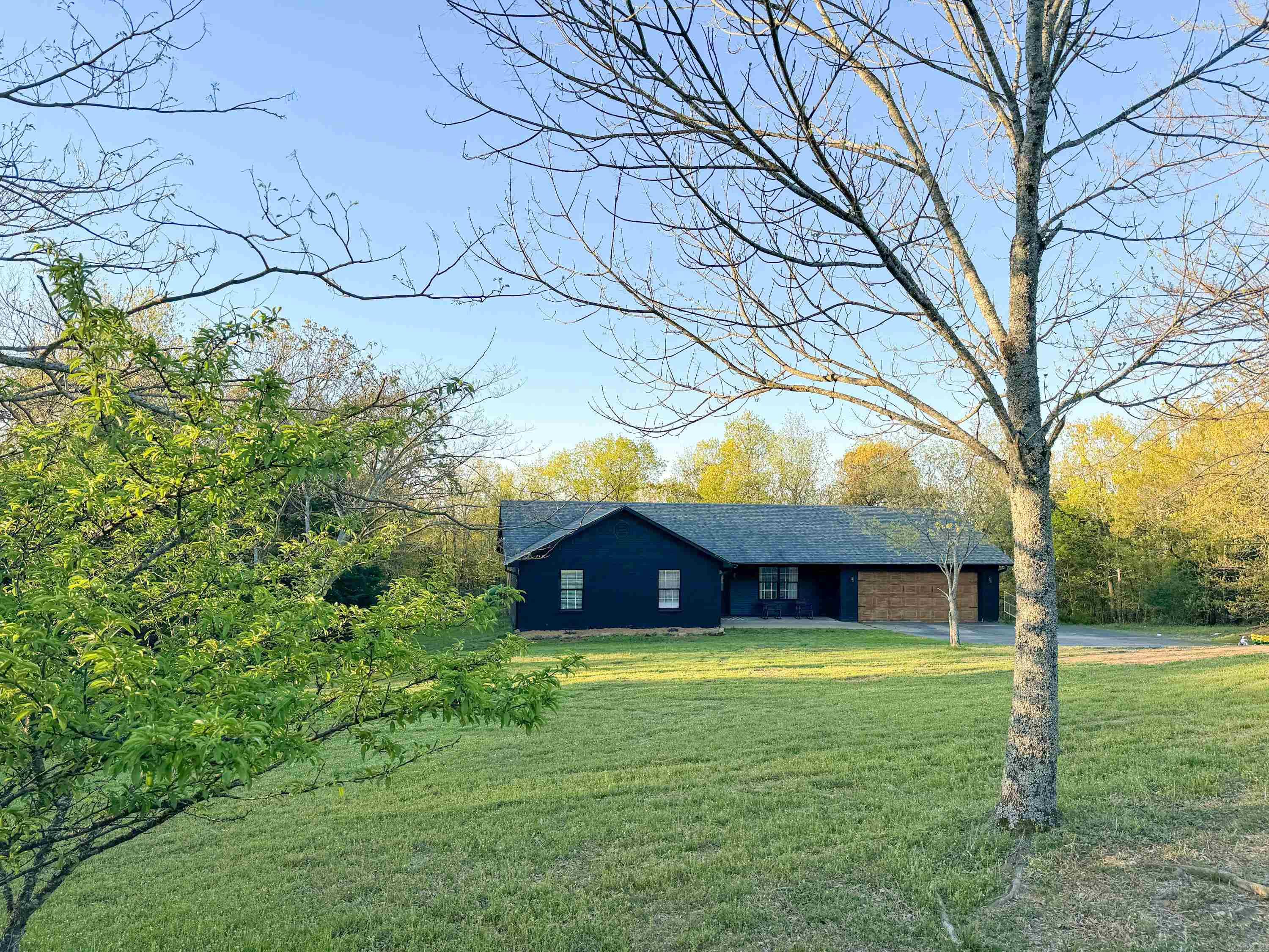 MILL CREEK EST - Residential