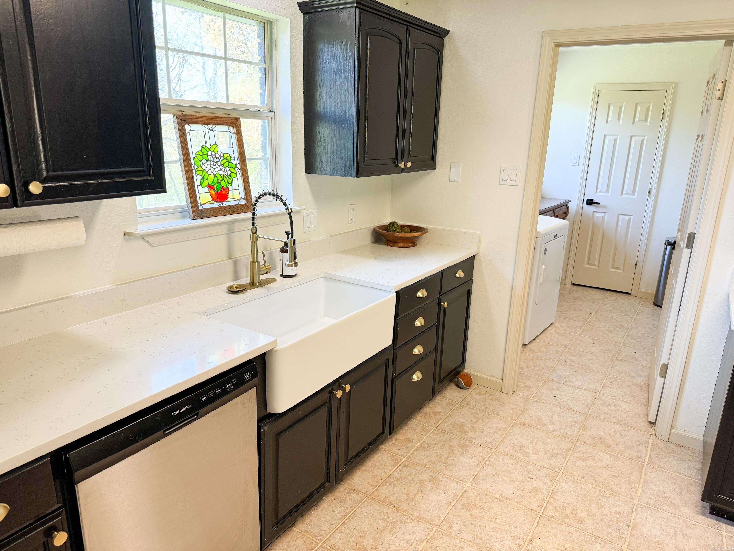 MILL CREEK EST - Residential