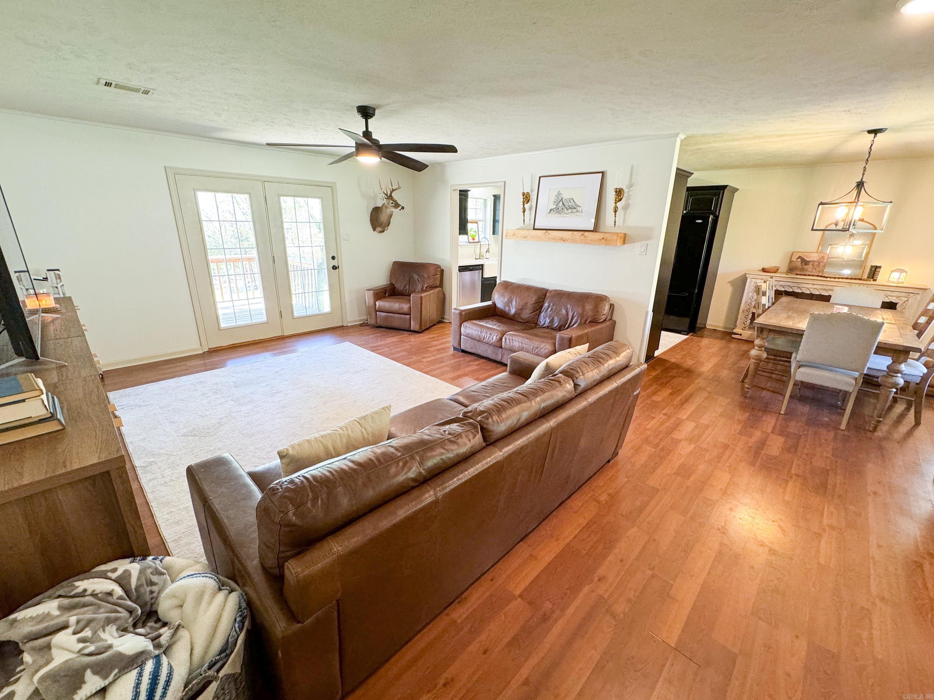 MILL CREEK EST - Residential