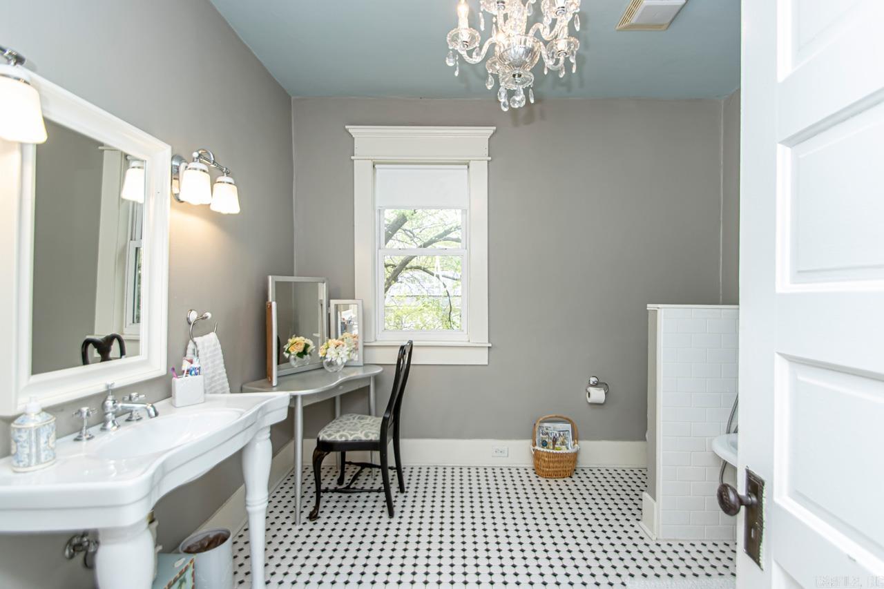 Pulaski Heights - Residential