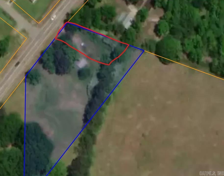 Residential lot with a blank canvas. Next to Civil War Park.