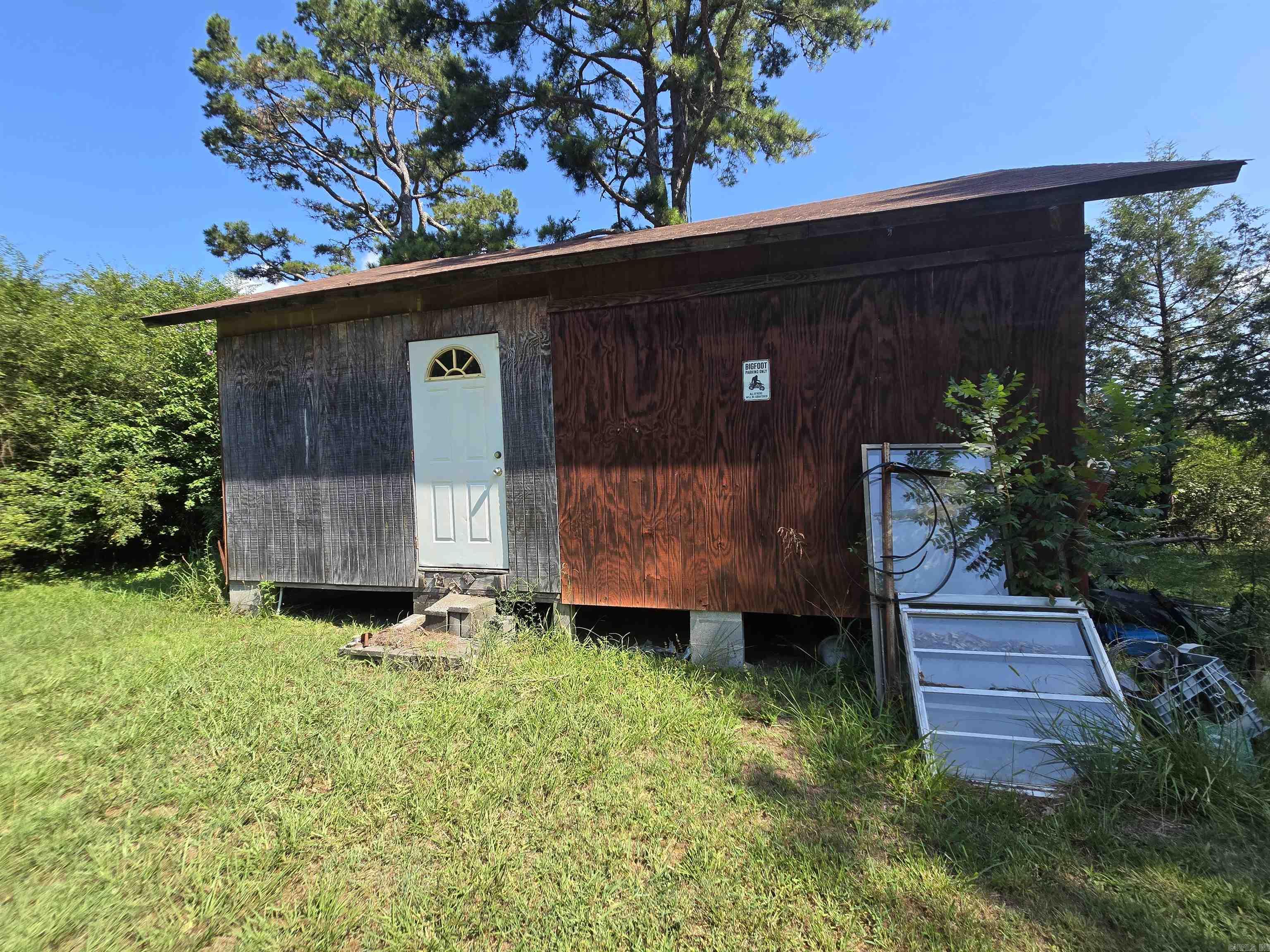 Metes & Bounds - Residential