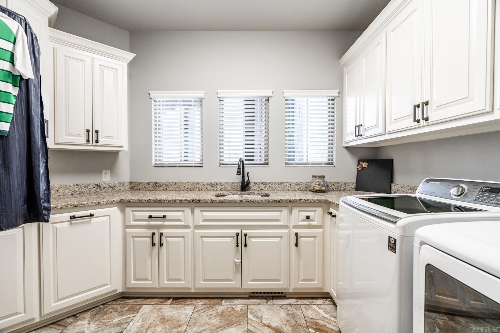 PORTER FIELD ESTATES - Residential