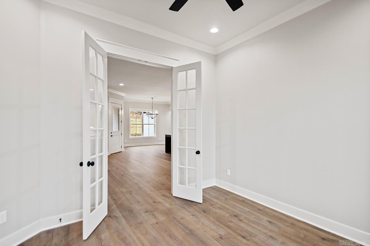 MILLERS GLENN - Residential