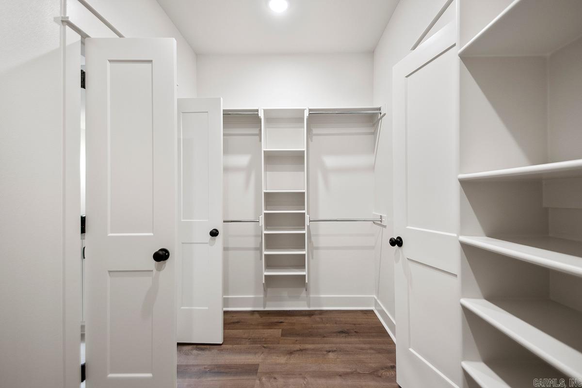 MILLERS GLENN - Residential