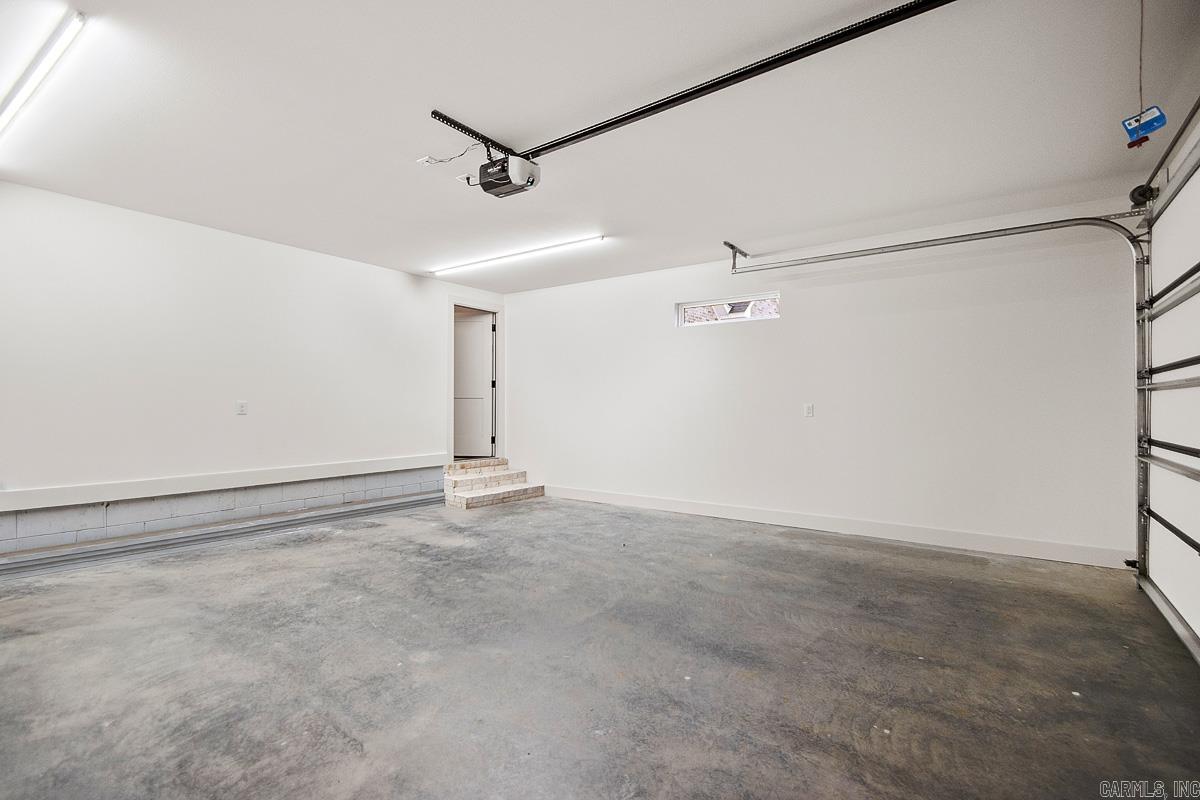 MILLERS GLENN - Residential