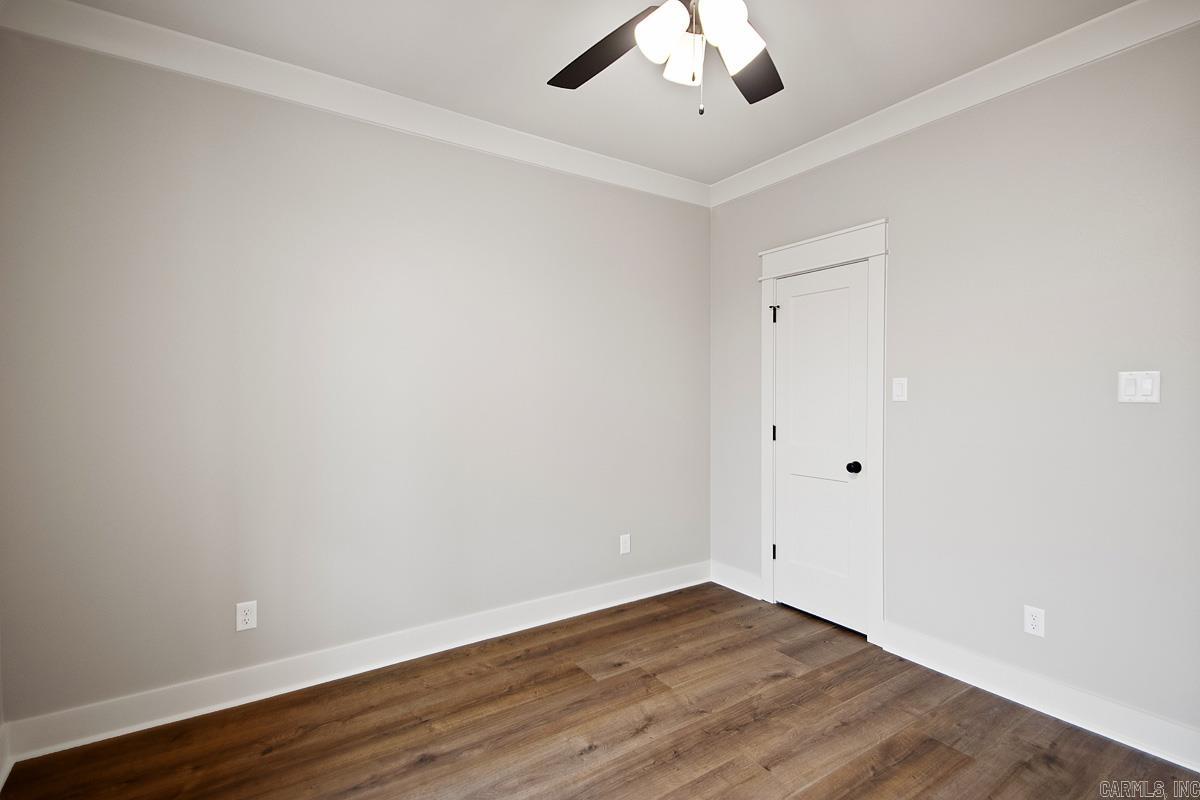 MILLERS GLENN - Residential