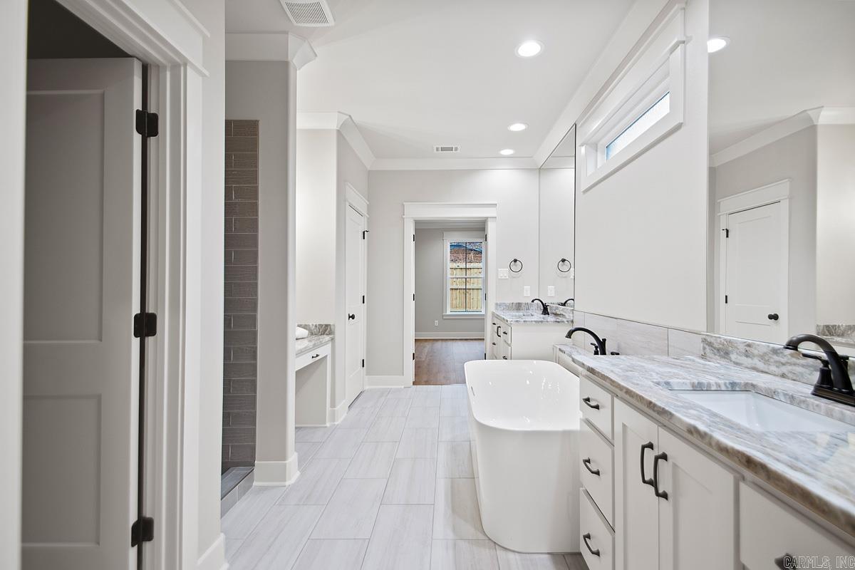 MILLERS GLENN - Residential