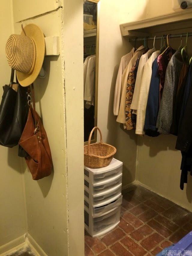 Elmhurst - Residential Lease