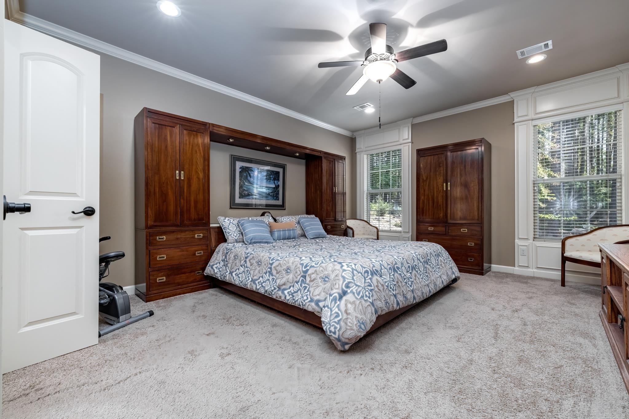 ISABELLA - Residential