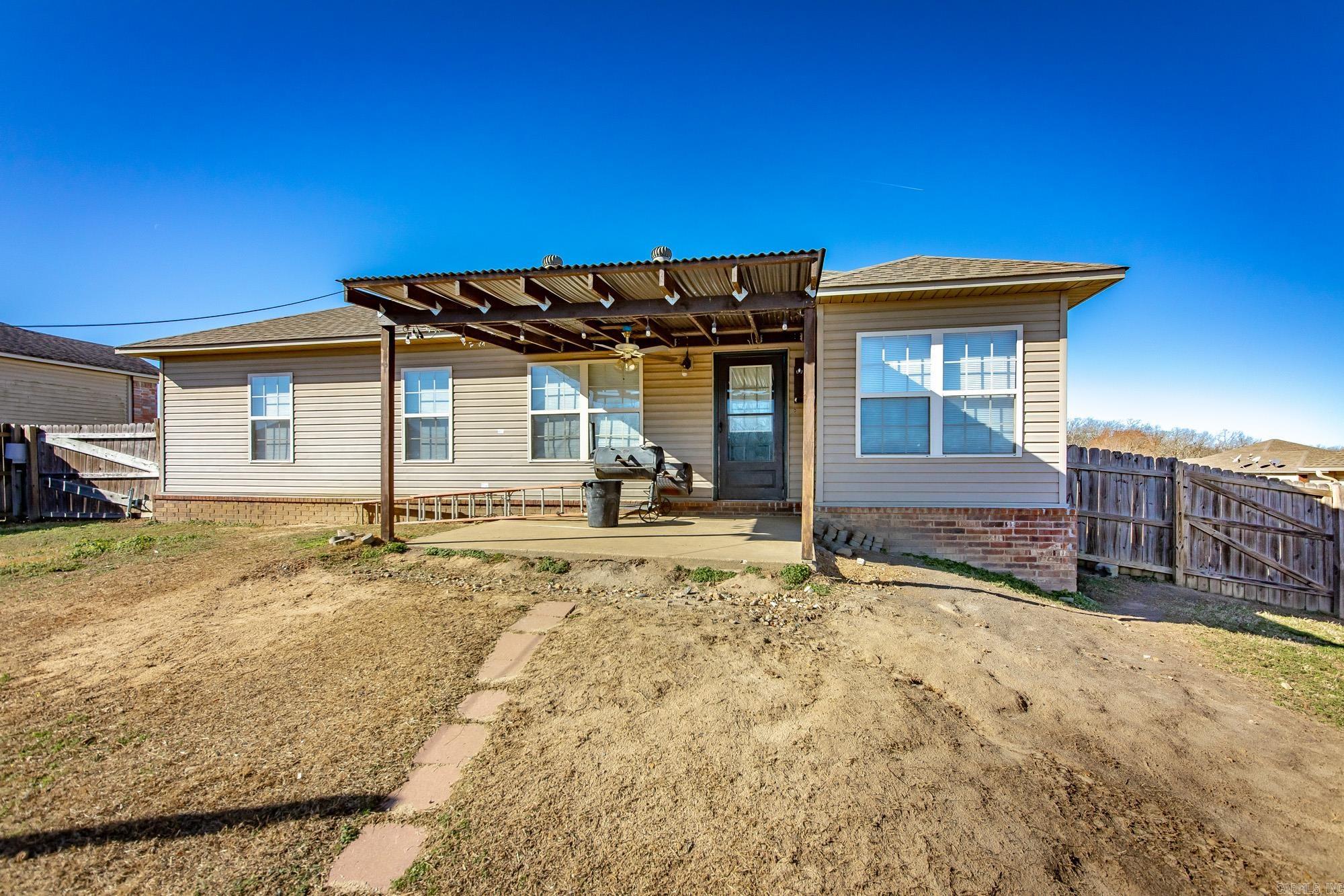 WEATHERING HEIGHTS - Residential