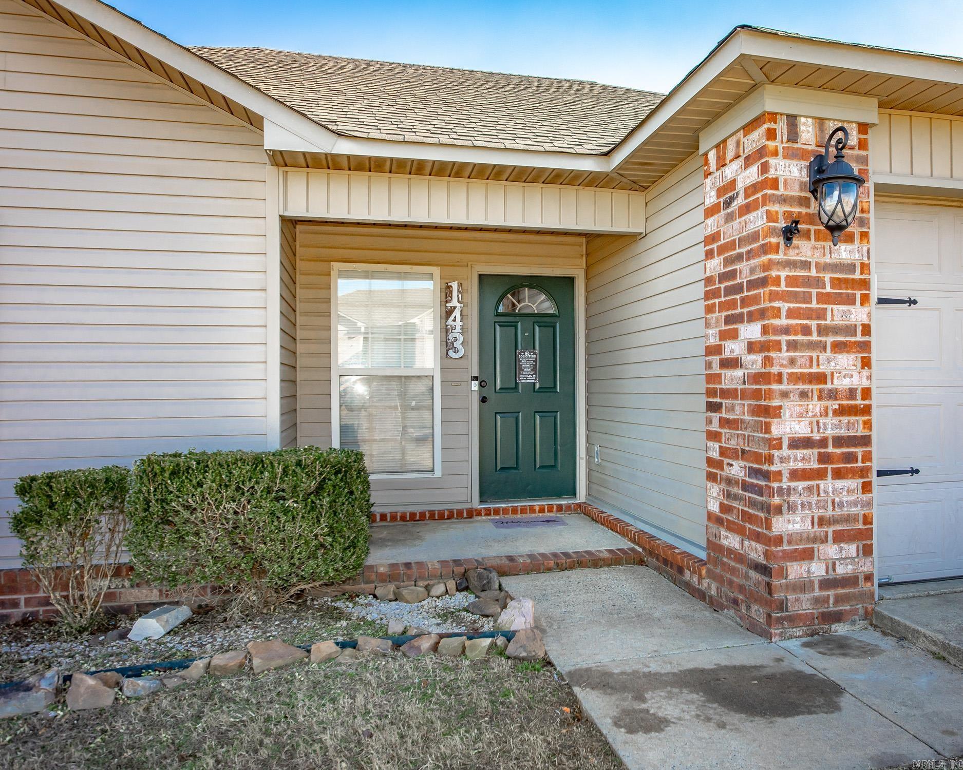 WEATHERING HEIGHTS - Residential