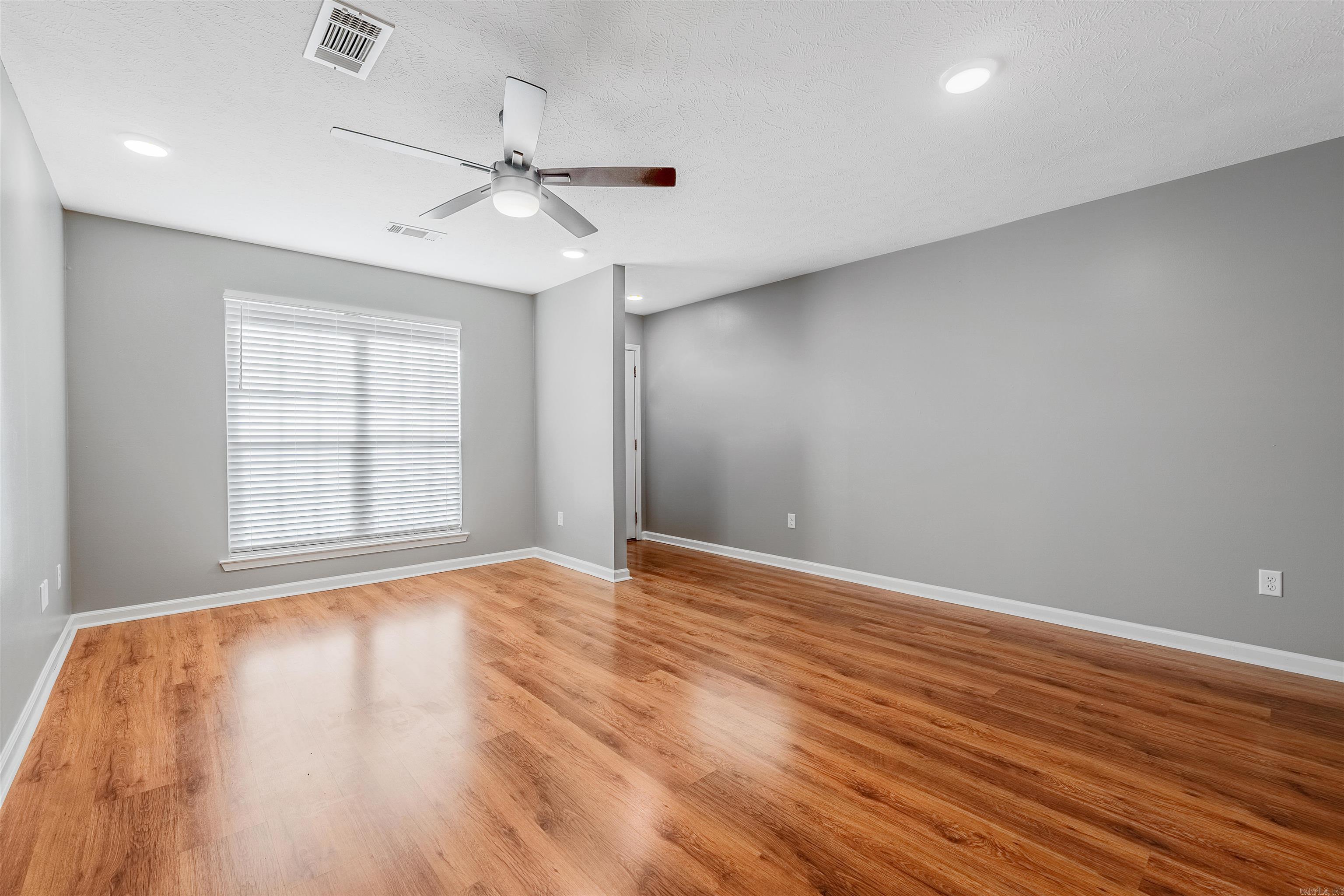 THE POINTE - Residential