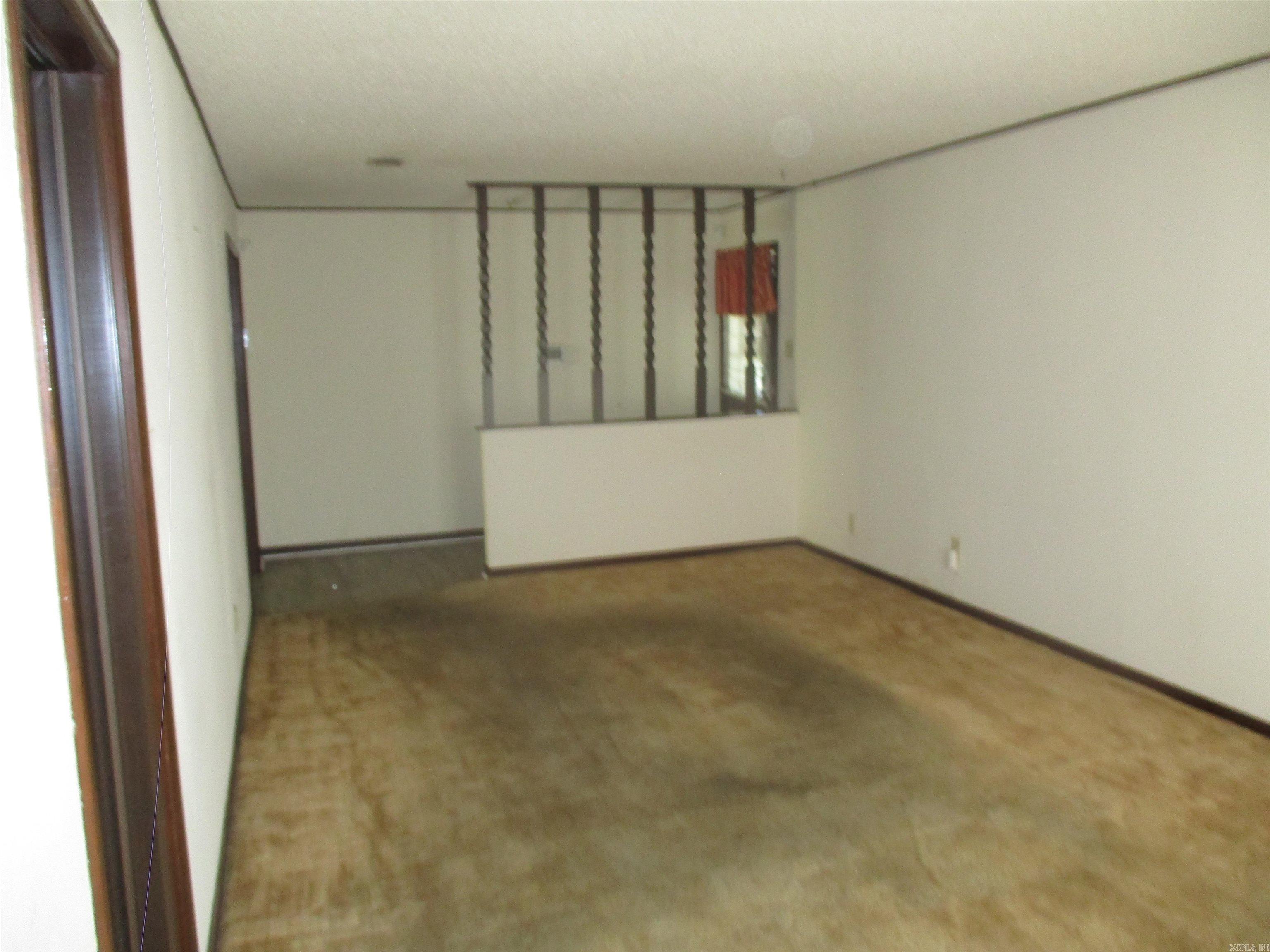 ARROW HEAD MANOR - Residential