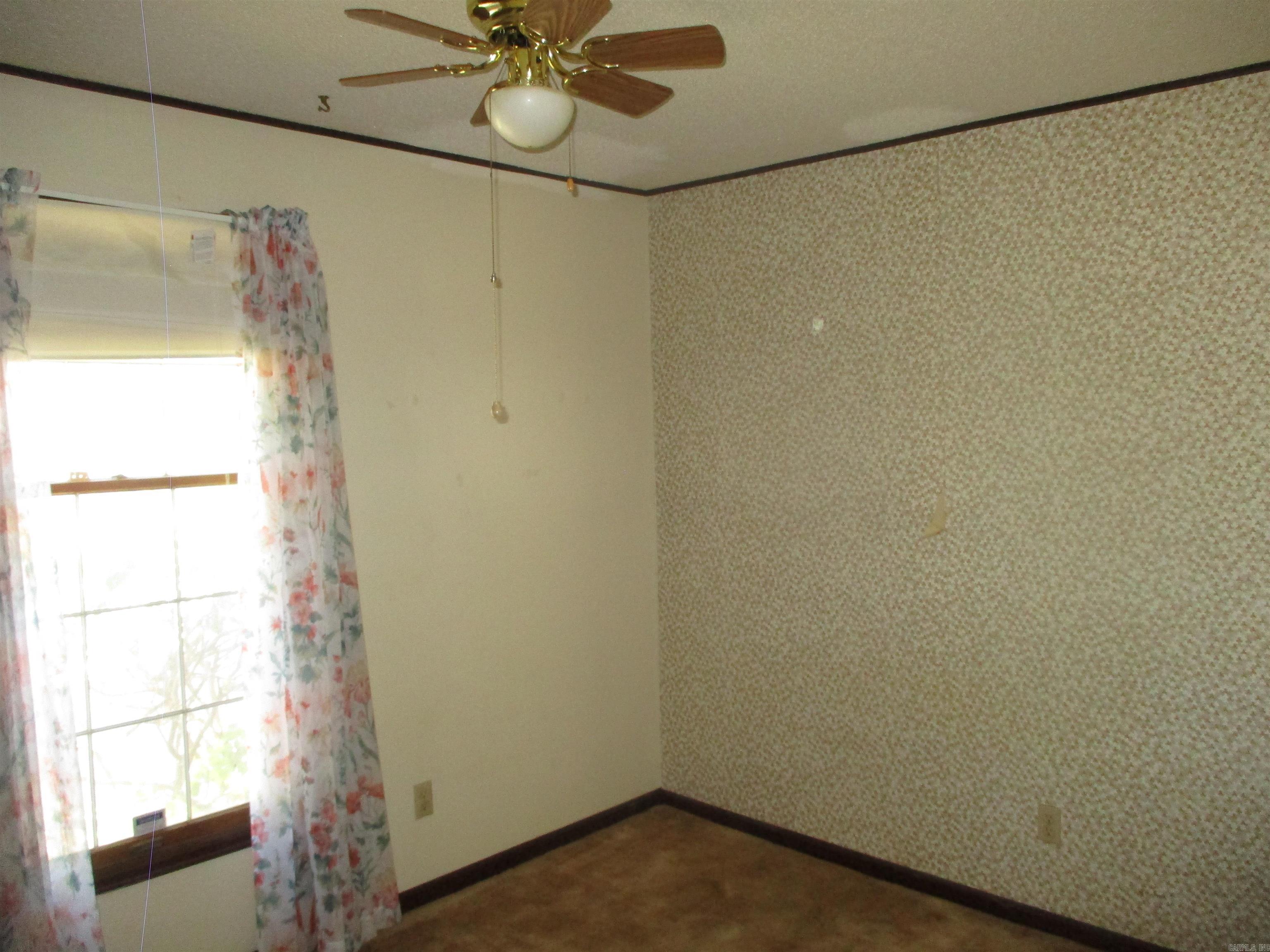 ARROW HEAD MANOR - Residential